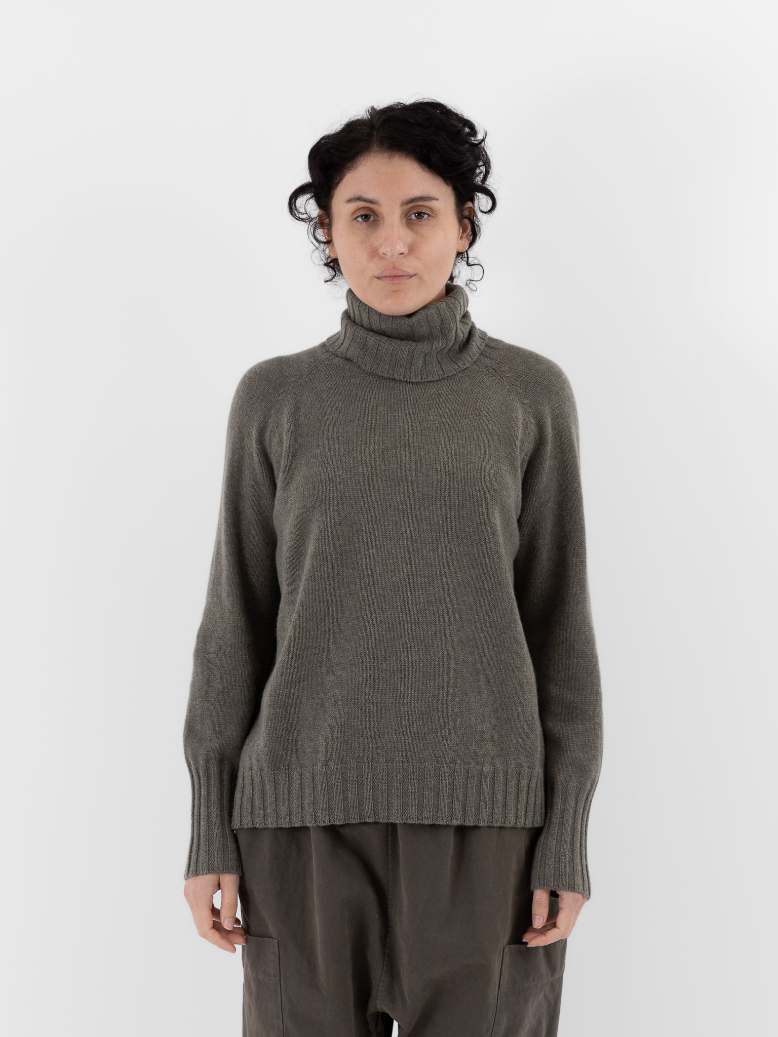 Album di Famiglia Dolcevita WS in Taupe - ALBUM DI FAMIGLIA at Worthwhile - shop SWEATER