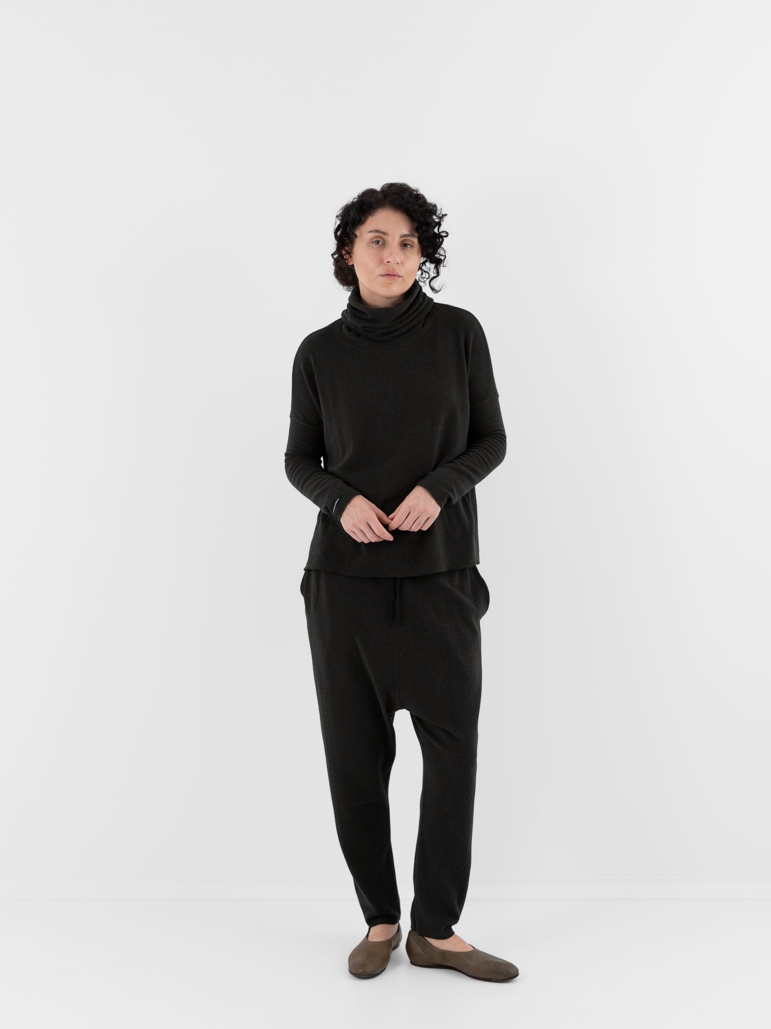 Album di Famiglia New Basic Pant JP in Forest - ALBUM DI FAMIGLIA at Worthwhile - shop TOP