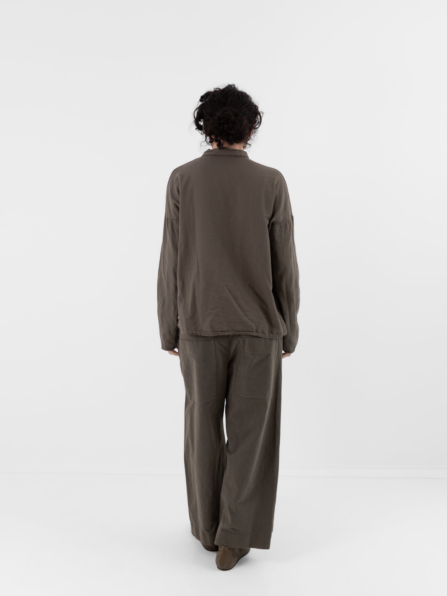 Album di Famiglia Short Collar Shirt LWC in Taupe - ALBUM DI FAMIGLIA at Worthwhile - shop TOP