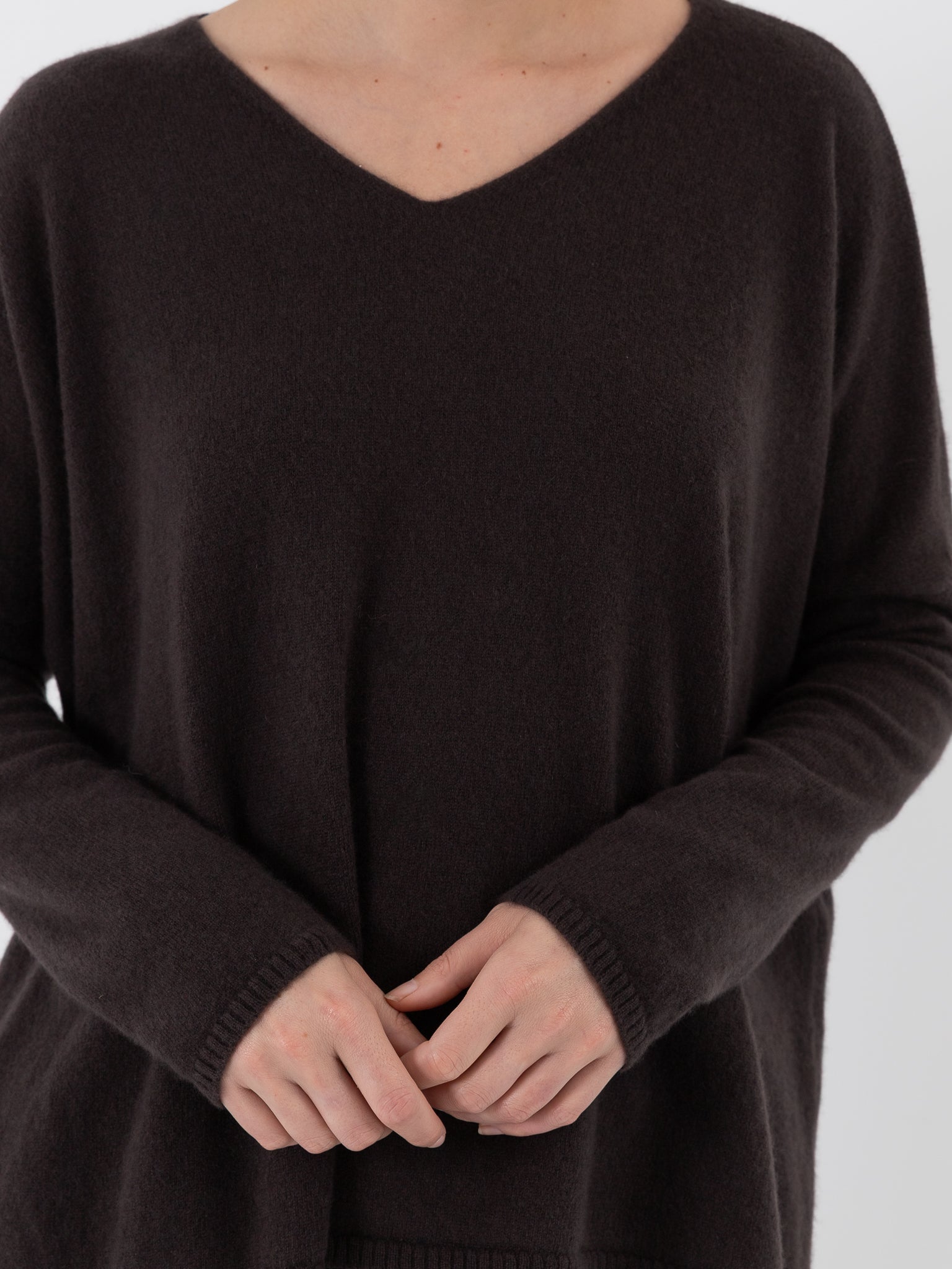 Album di Famiglia V Neck WS in Brown - ALBUM DI FAMIGLIA at Worthwhile - shop SWEATER