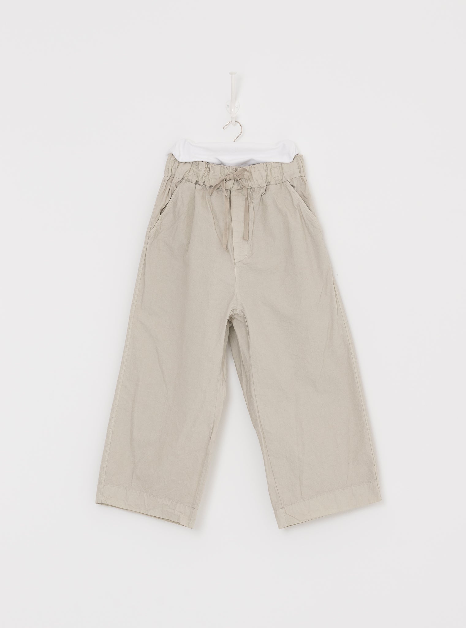 Album di Famiglia Wide & Short Trousers in Pebble CC - ALBUM DI FAMIGLIA at Worthwhile - shop PANT
