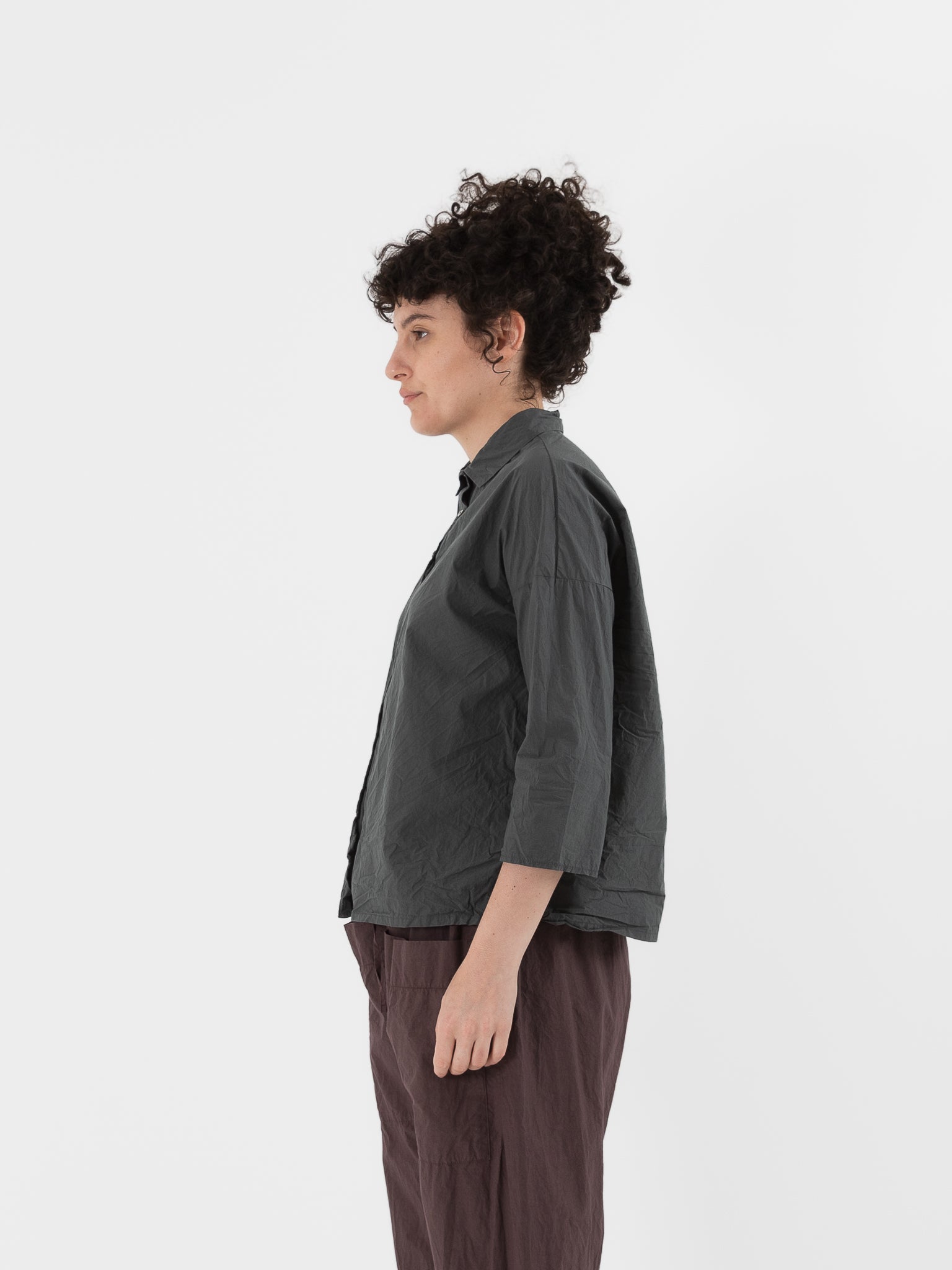 Album di Famiglia Short Collar Shirt in Thyme TC - ALBUM DI FAMIGLIA at Worthwhile - shop TOP