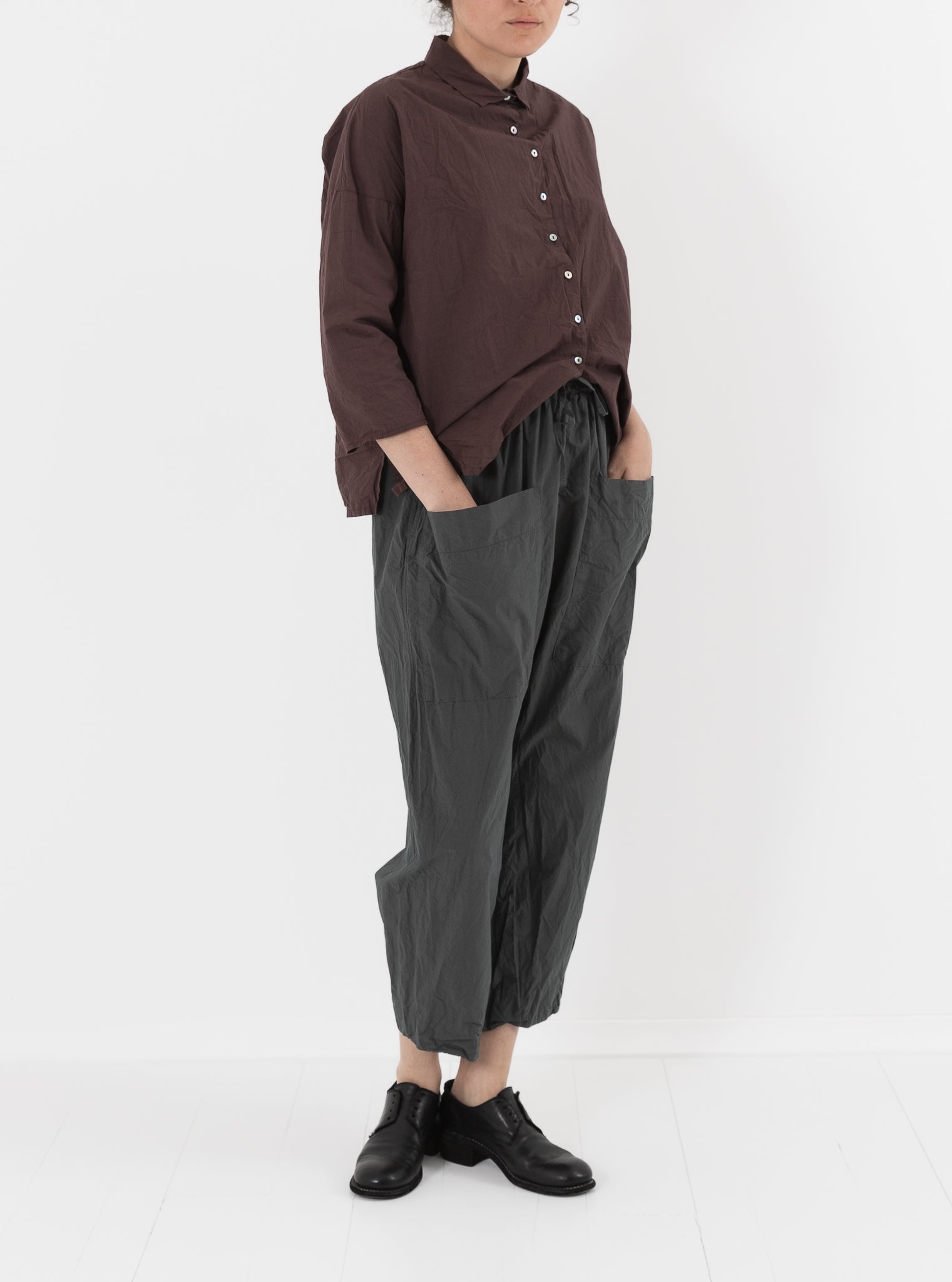 Album di Famiglia Braghe Trousers in Thyme TC - ALBUM DI FAMIGLIA at Worthwhile - shop PANT