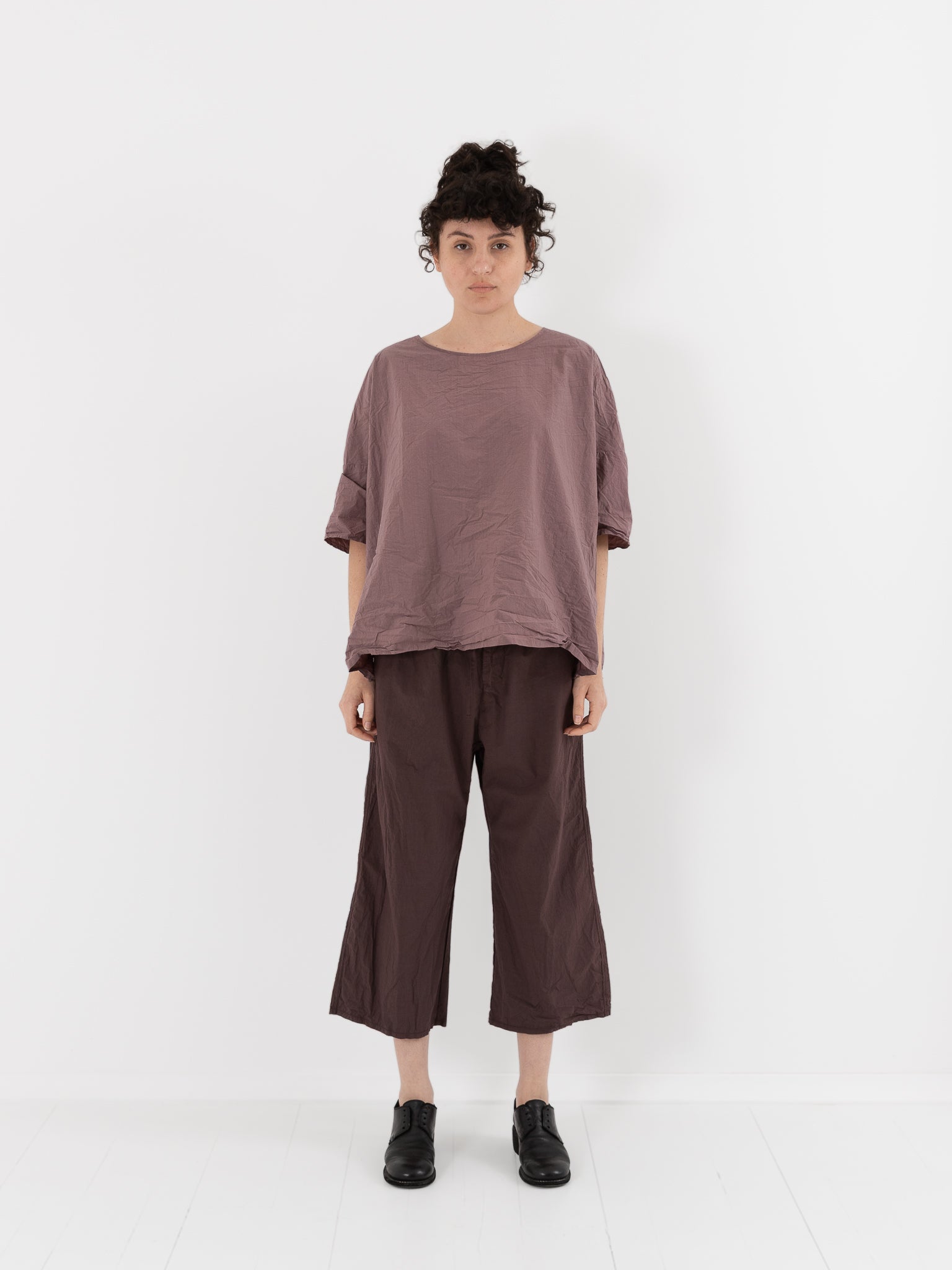 Album di Famiglia Wide & Short Trousers in Grape TC - ALBUM DI FAMIGLIA at Worthwhile - shop PANT