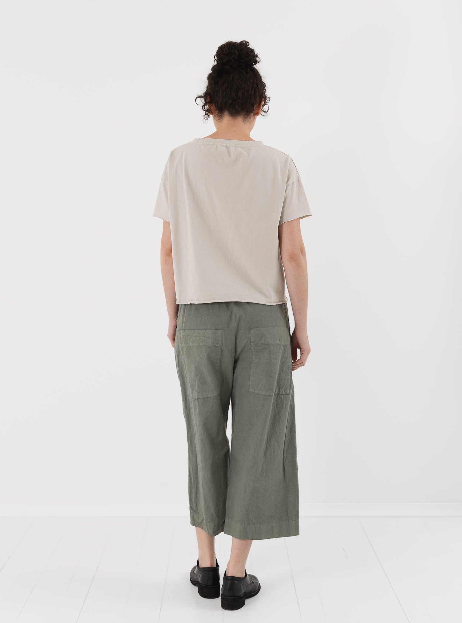 Album di Famiglia Wide & Short Trousers in Sage CC - ALBUM DI FAMIGLIA at Worthwhile - shop PANT