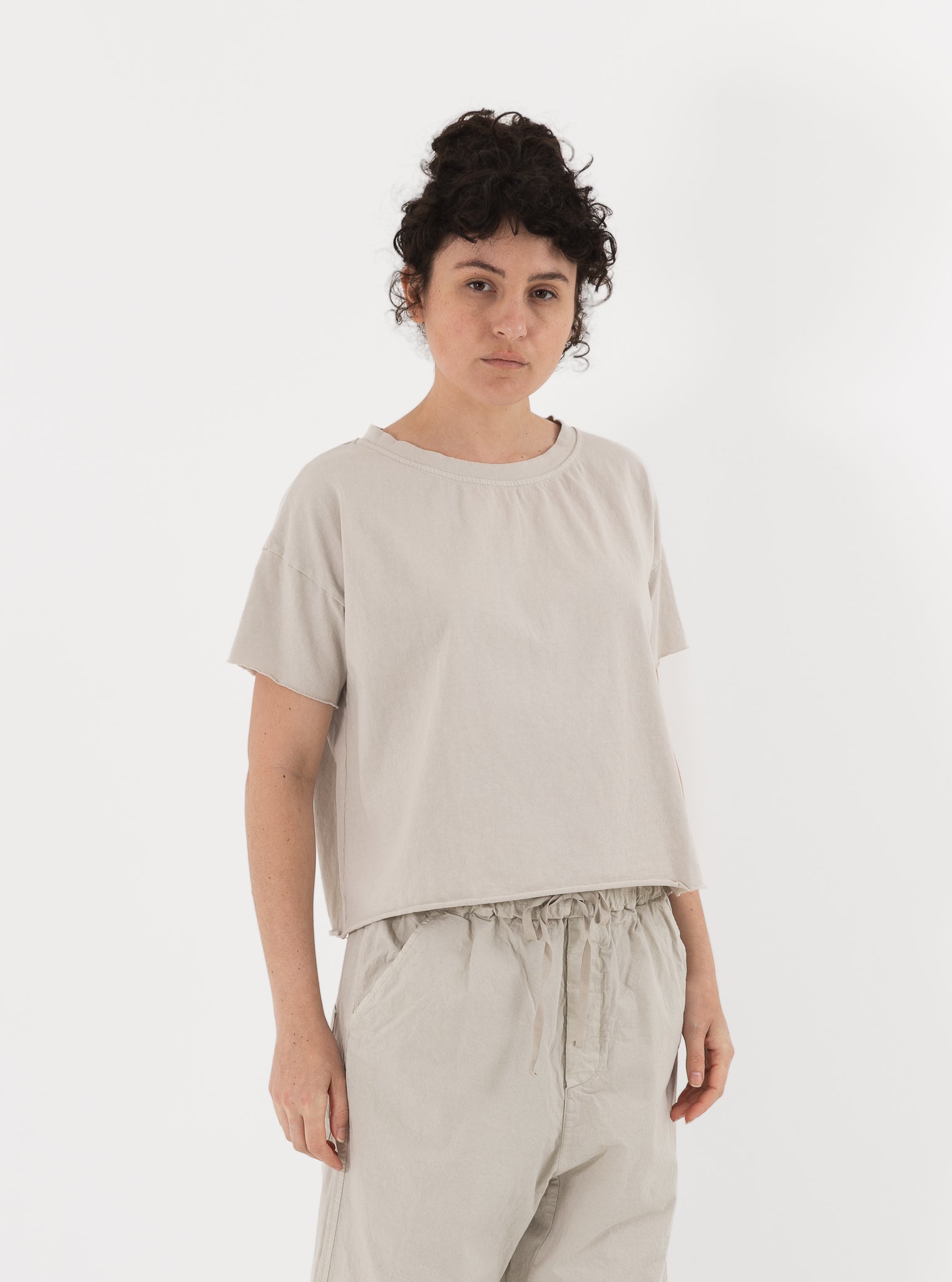 Album di Famiglia Tee Shirt in Pebble HC - ALBUM DI FAMIGLIA at Worthwhile - shop TOP