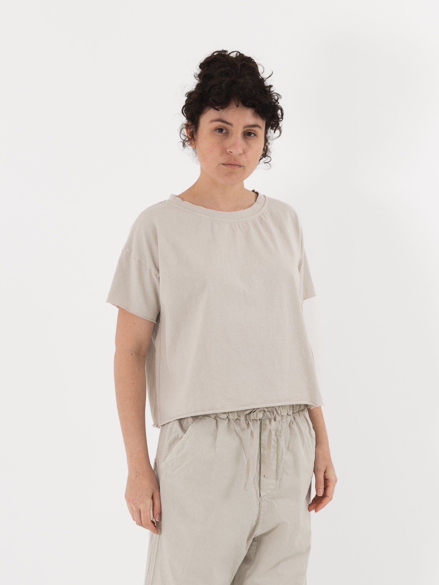 Album di Famiglia Tee Shirt in Pebble HC - ALBUM DI FAMIGLIA at Worthwhile - shop TOP