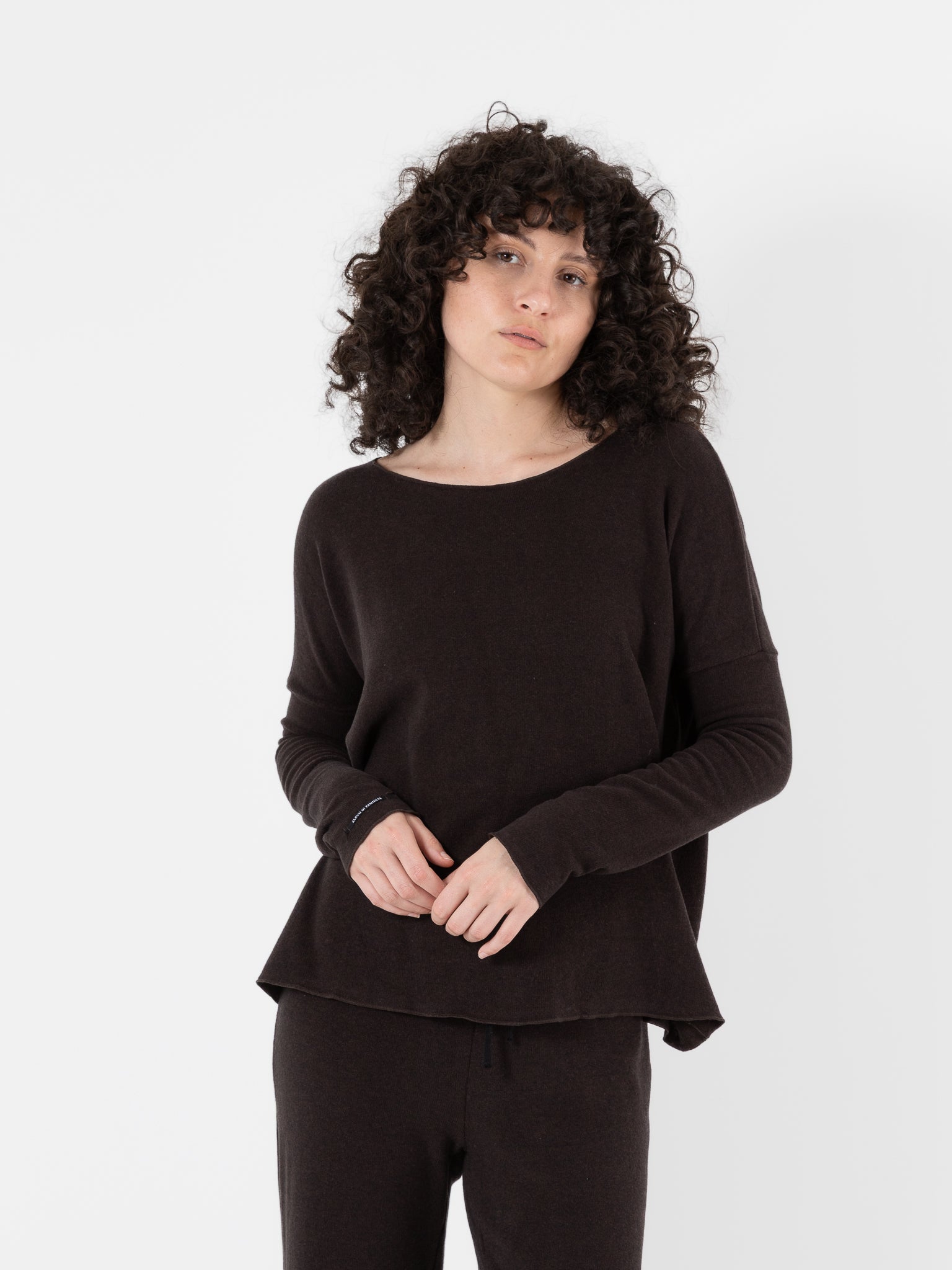 Album Di Famiglia Pullover in Chocolate JP - ALBUM DI FAMIGLIA at Worthwhile - shop TOP