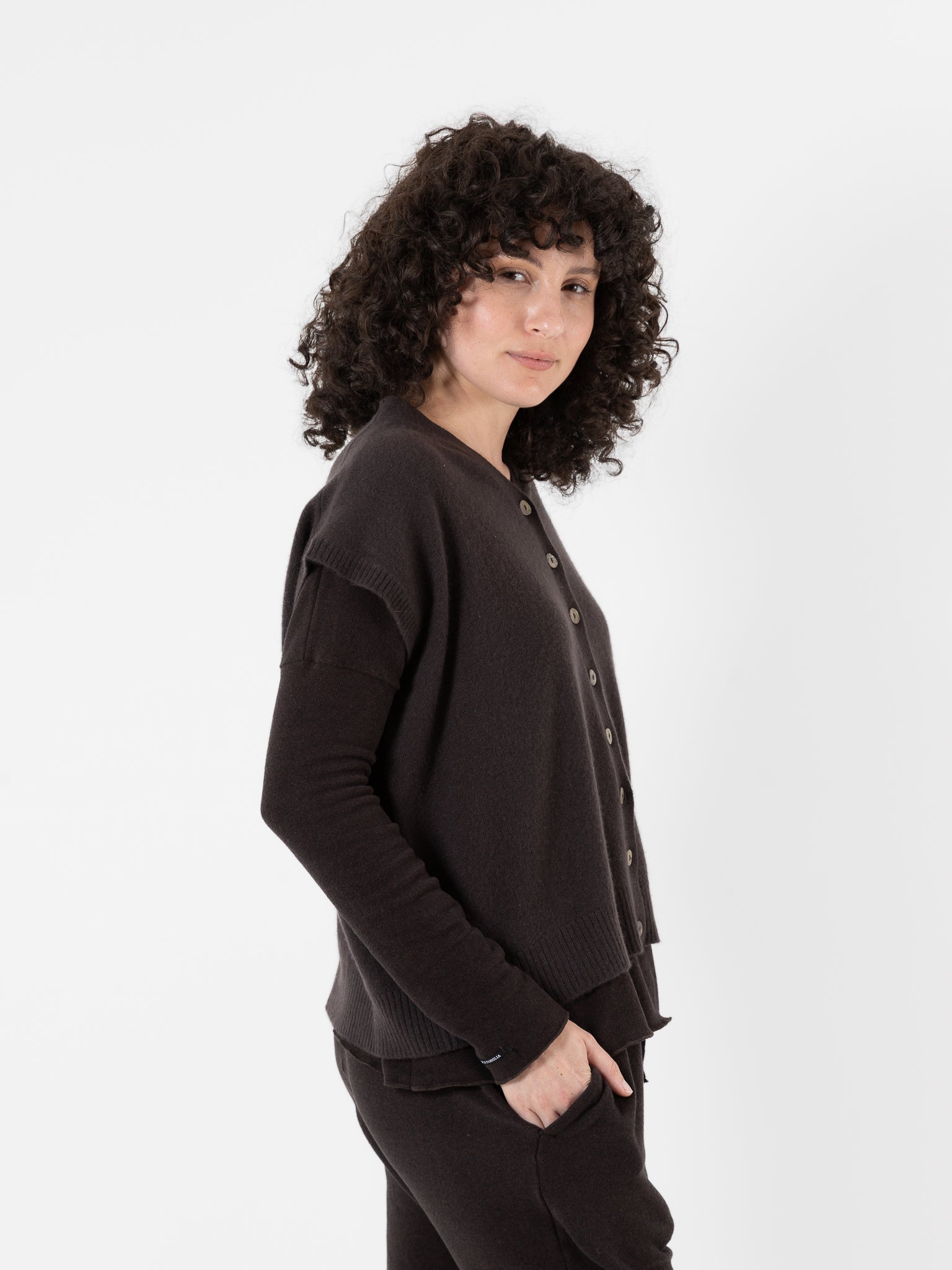 Album Di Famiglia Cashmere Open Vest in Chocolate - ALBUM DI FAMIGLIA at Worthwhile - shop VEST