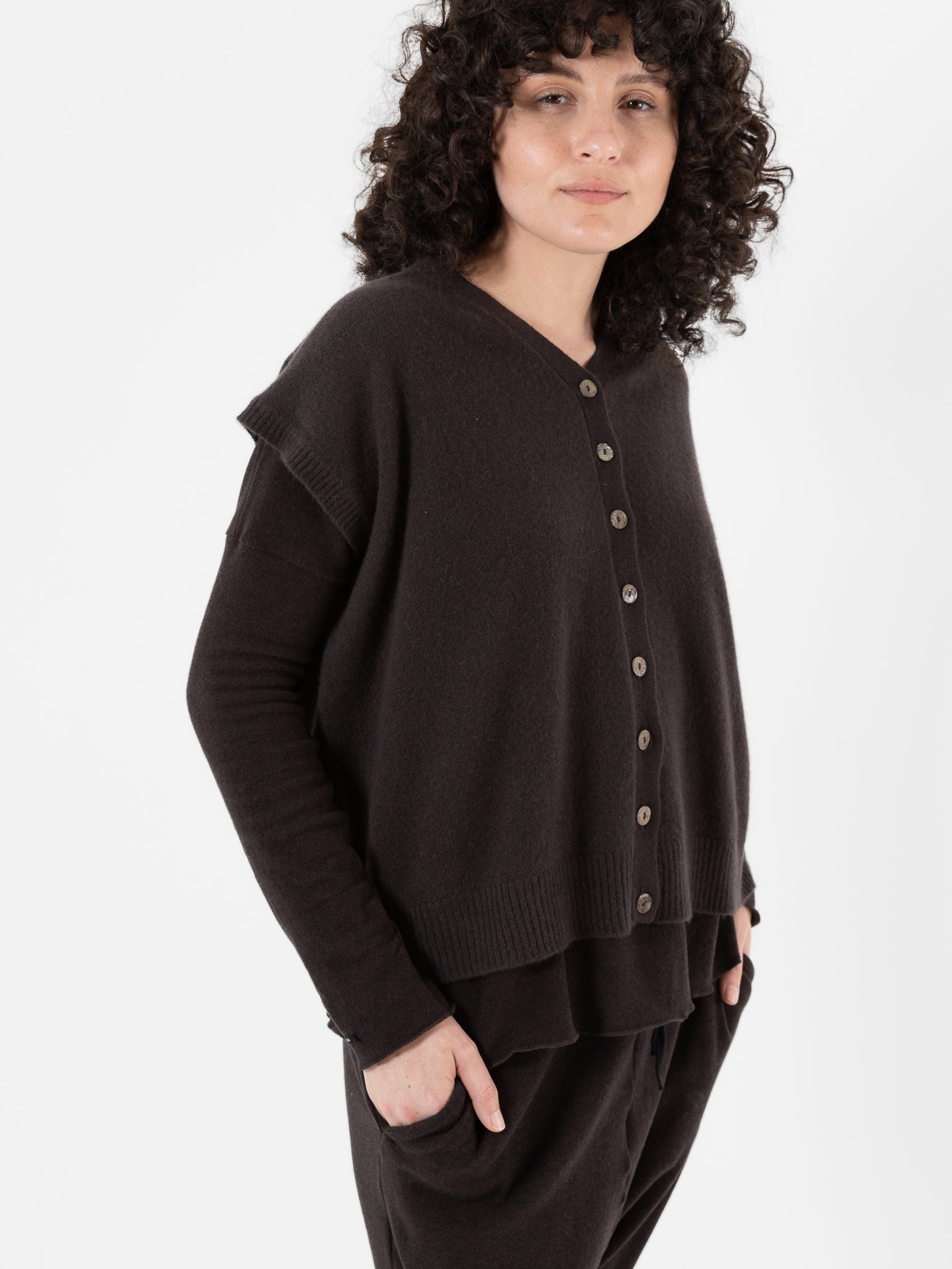 Album Di Famiglia Cashmere Open Vest in Chocolate - ALBUM DI FAMIGLIA at Worthwhile - shop VEST