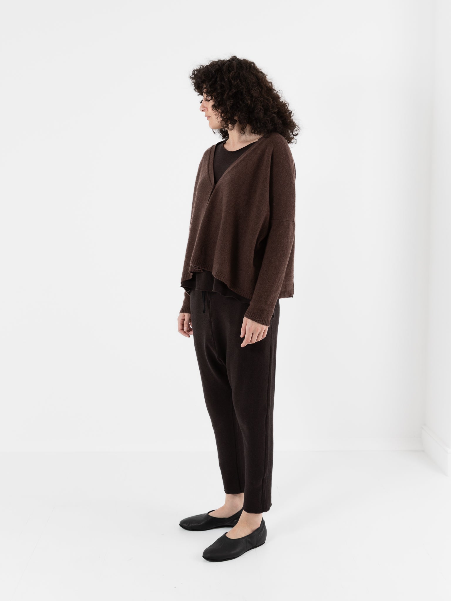 Album Di Famiglia Cashmere Cardigan in Chestnut - ALBUM DI FAMIGLIA at Worthwhile - shop CARDIGAN