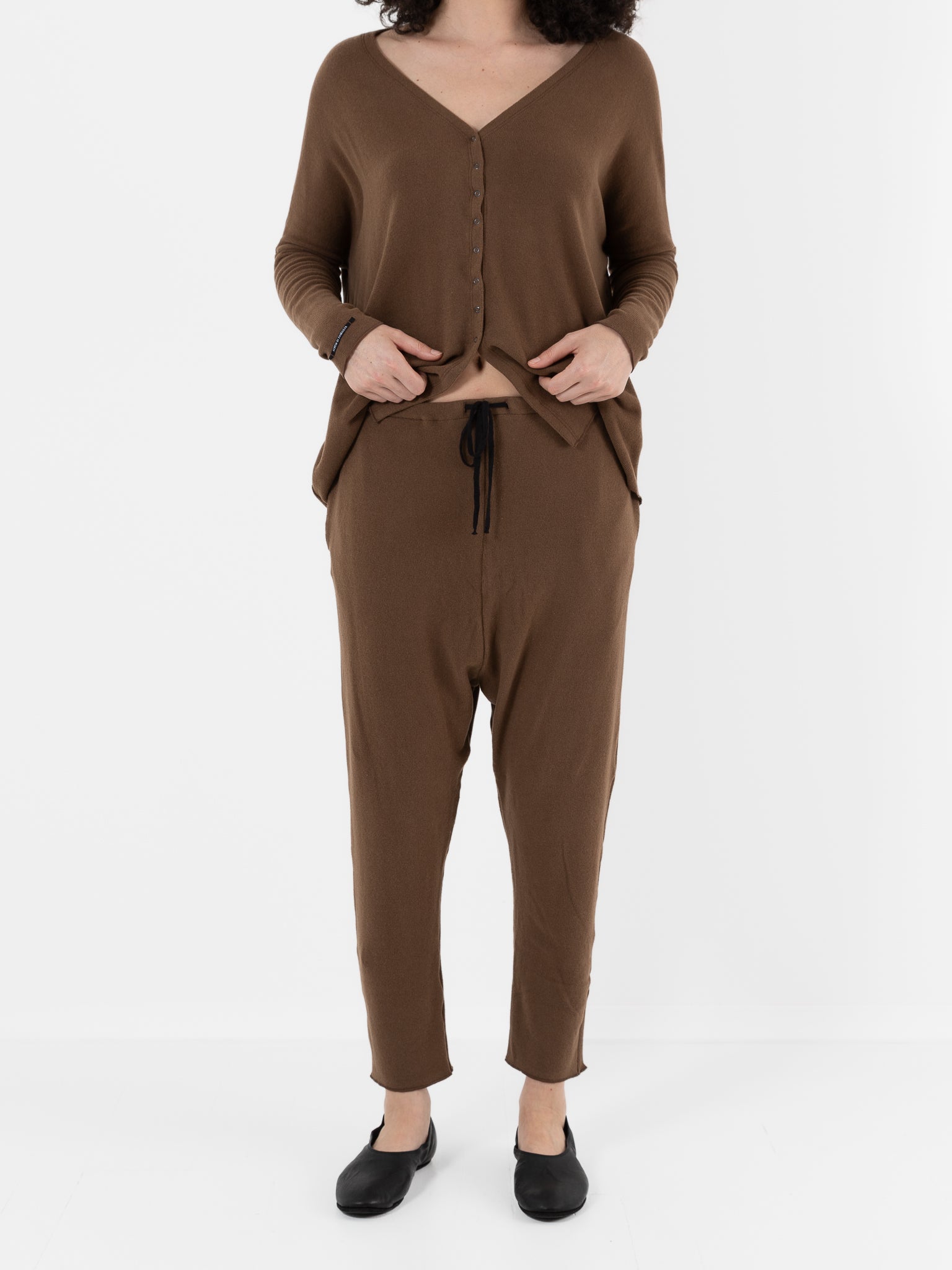 Album Di Famiglia New Basic Pant In Chestnut JP - ALBUM DI FAMIGLIA at Worthwhile - shop PANT
