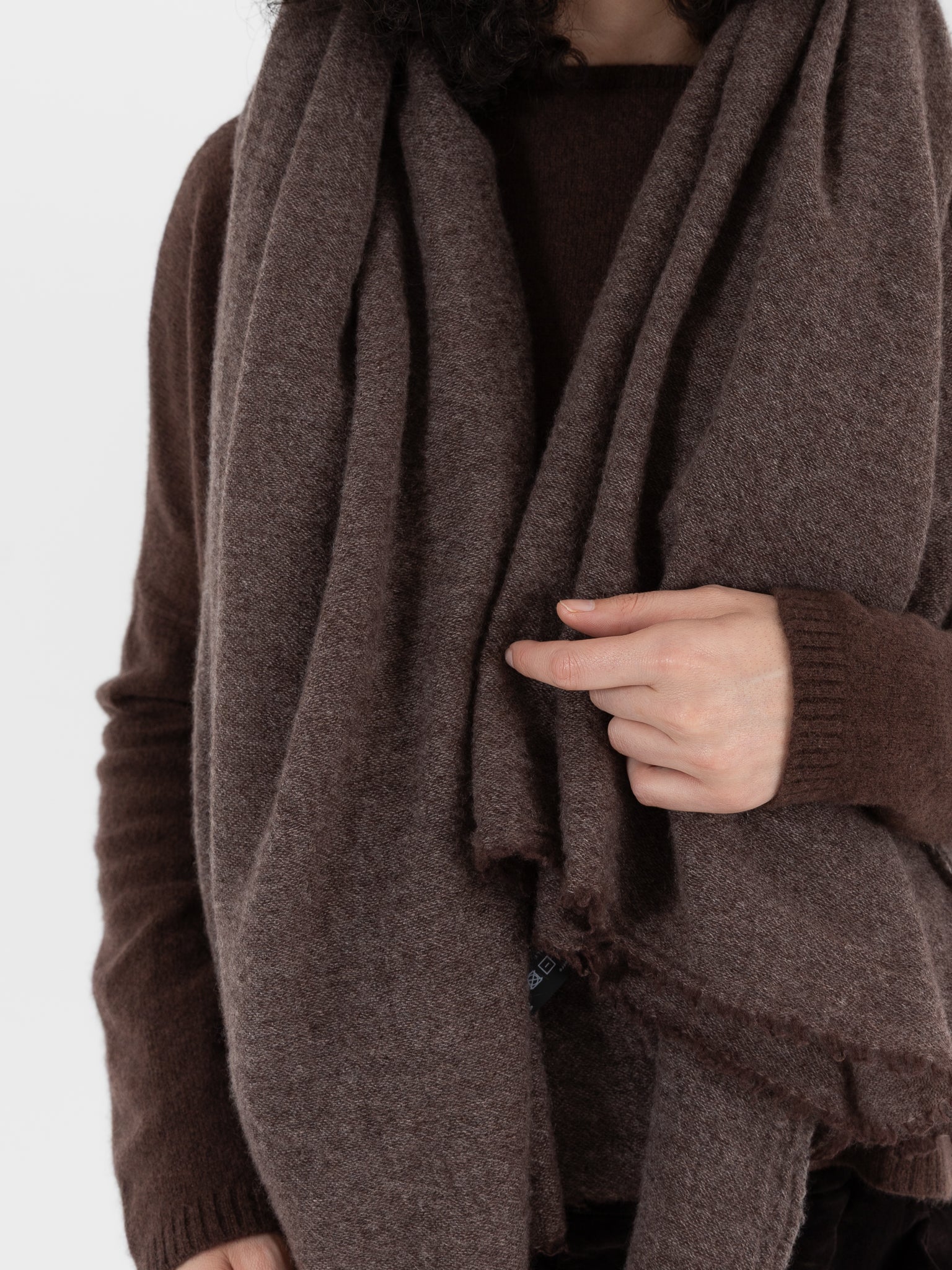 Album Di Famiglia Cashmere Scarf in Marron Glace - ALBUM DI FAMIGLIA at Worthwhile - shop SCARF