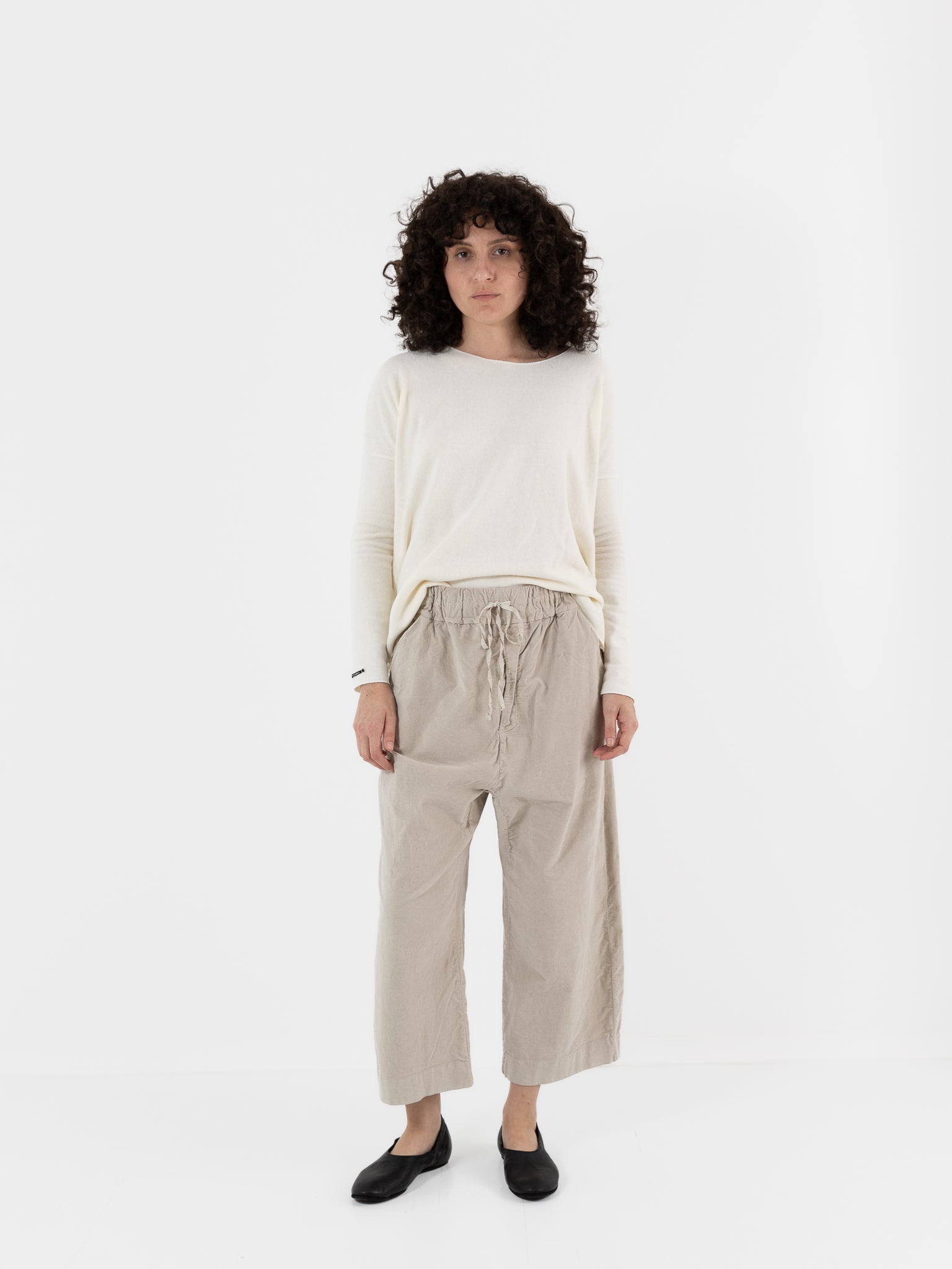 Album di Famiglia Velvet Wide & Short Trousers in Oatmeal - ALBUM DI FAMIGLIA at Worthwhile - shop PANT