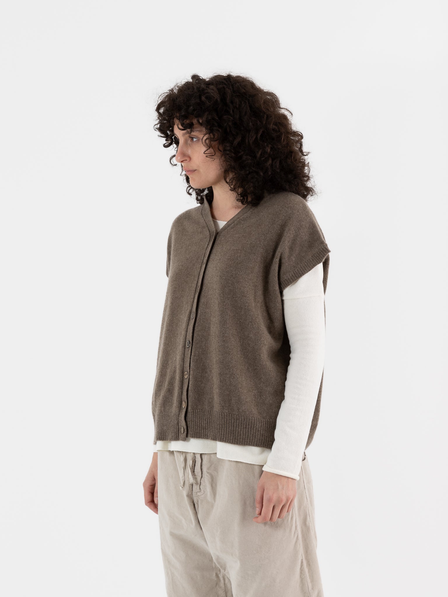 Album Di Famiglia Cashmere Open Vest in Marron Glace - ALBUM DI FAMIGLIA at Worthwhile - shop VEST