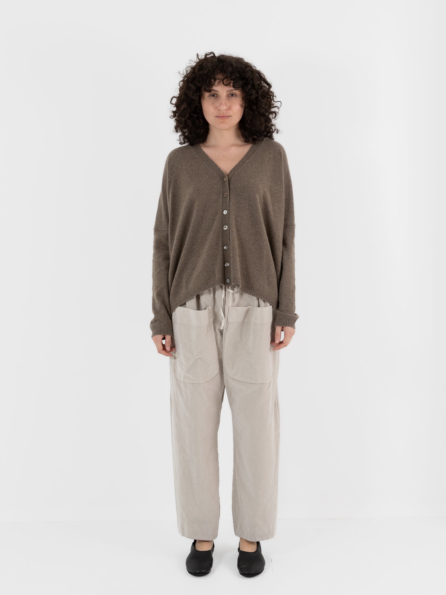 Album Di Famiglia Cashmere Cardigan In Marron Glace - ALBUM DI FAMIGLIA at Worthwhile - shop CARDIGAN
