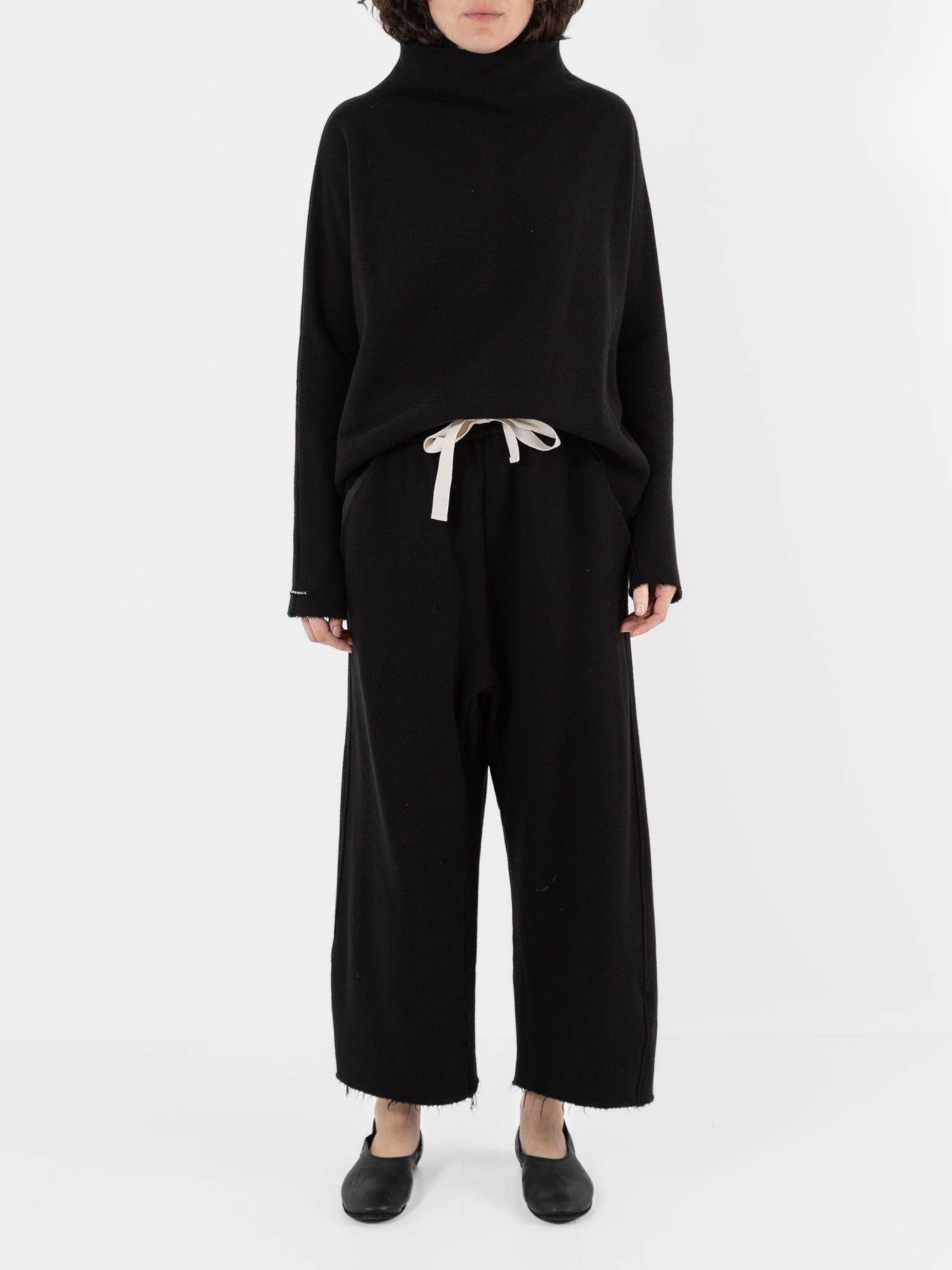 Album di Famiglia Soft Wide & Short Trousers in Black - ALBUM DI FAMIGLIA at Worthwhile - shop PANT