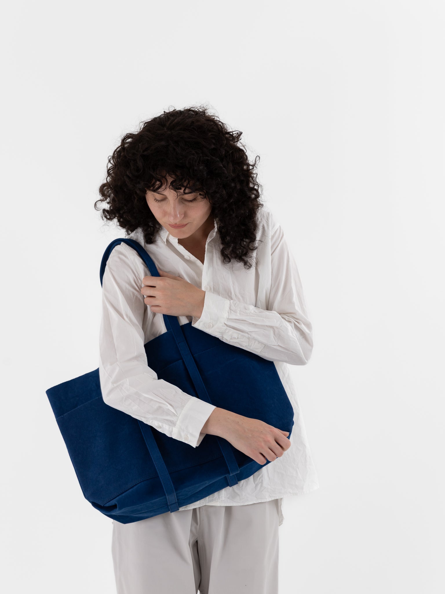 Amiacalva 6 Pocket Medium Tote in Blue - AMIACALVA at Worthwhile - shop BAG