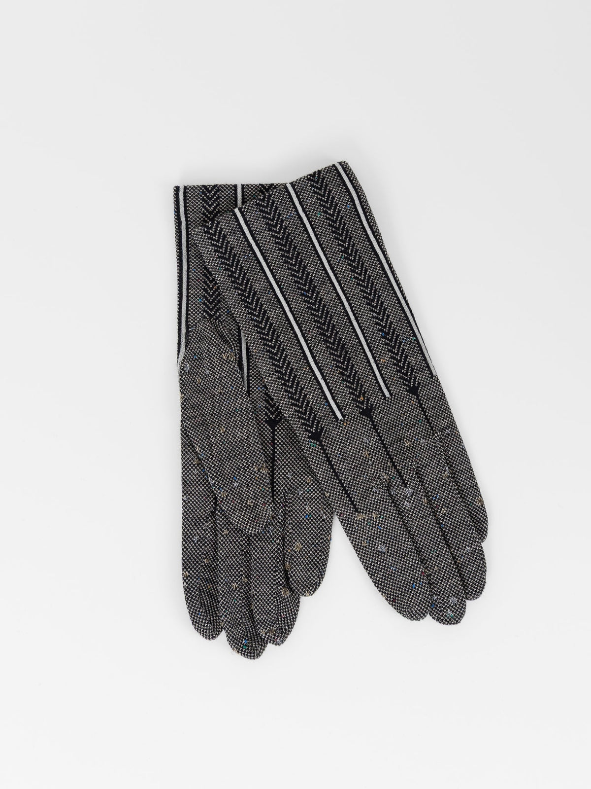 Antipast Herringbone Sock Knit Gloves in Black - ANTIPAST at Worthwhile - shop GLOVES