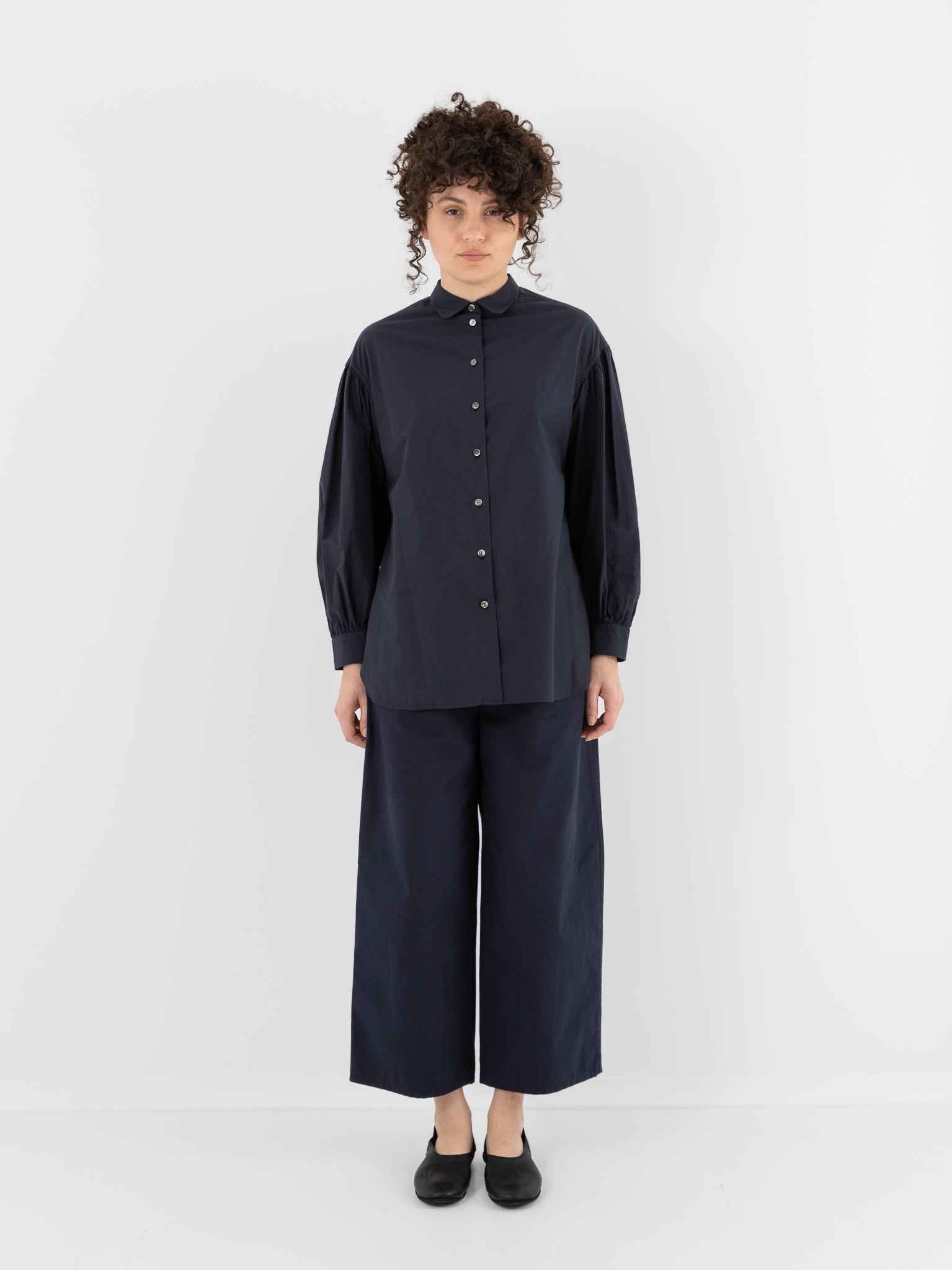 Arts & Science Bulky Chinos Pants in Navy - ARTS & SCIENCE at Worthwhile - shop PANT