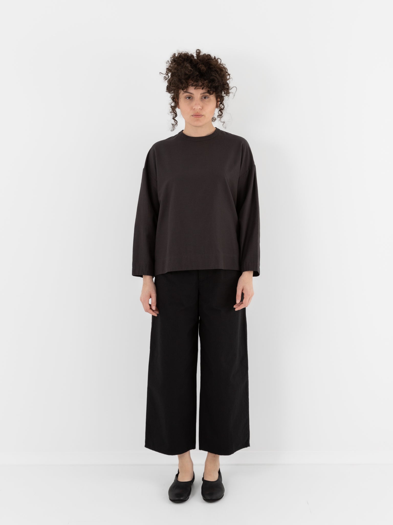 Arts & Science Bulky Slip - On Blouse in Vintage Black - ARTS & SCIENCE at Worthwhile - shop TOP