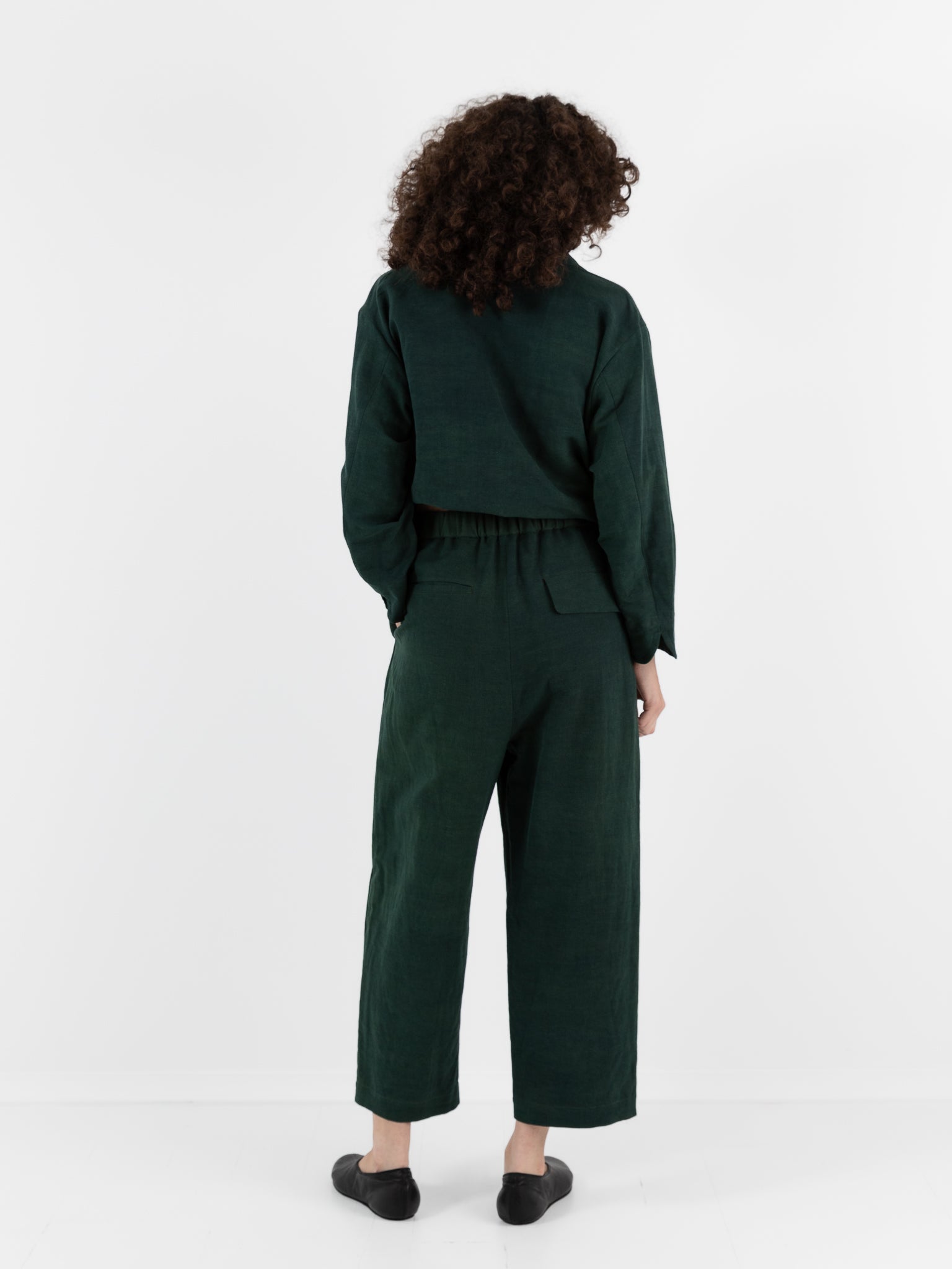 Arts & Science Easy Pants in IFT Forest Green - ARTS & SCIENCE at Worthwhile - shop PANT