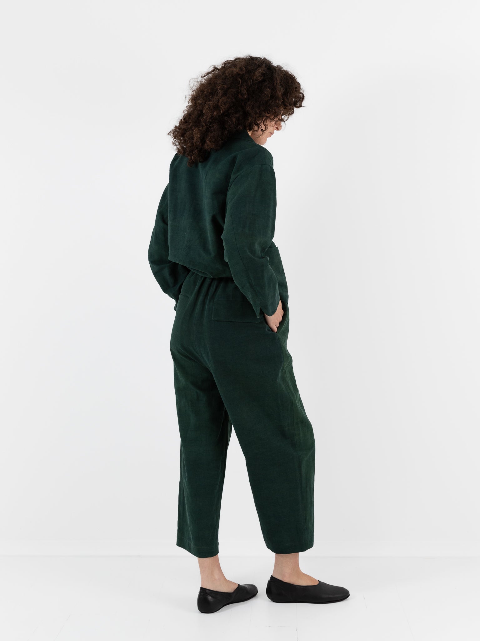 Arts & Science Easy Pants in IFT Forest Green - ARTS & SCIENCE at Worthwhile - shop PANT