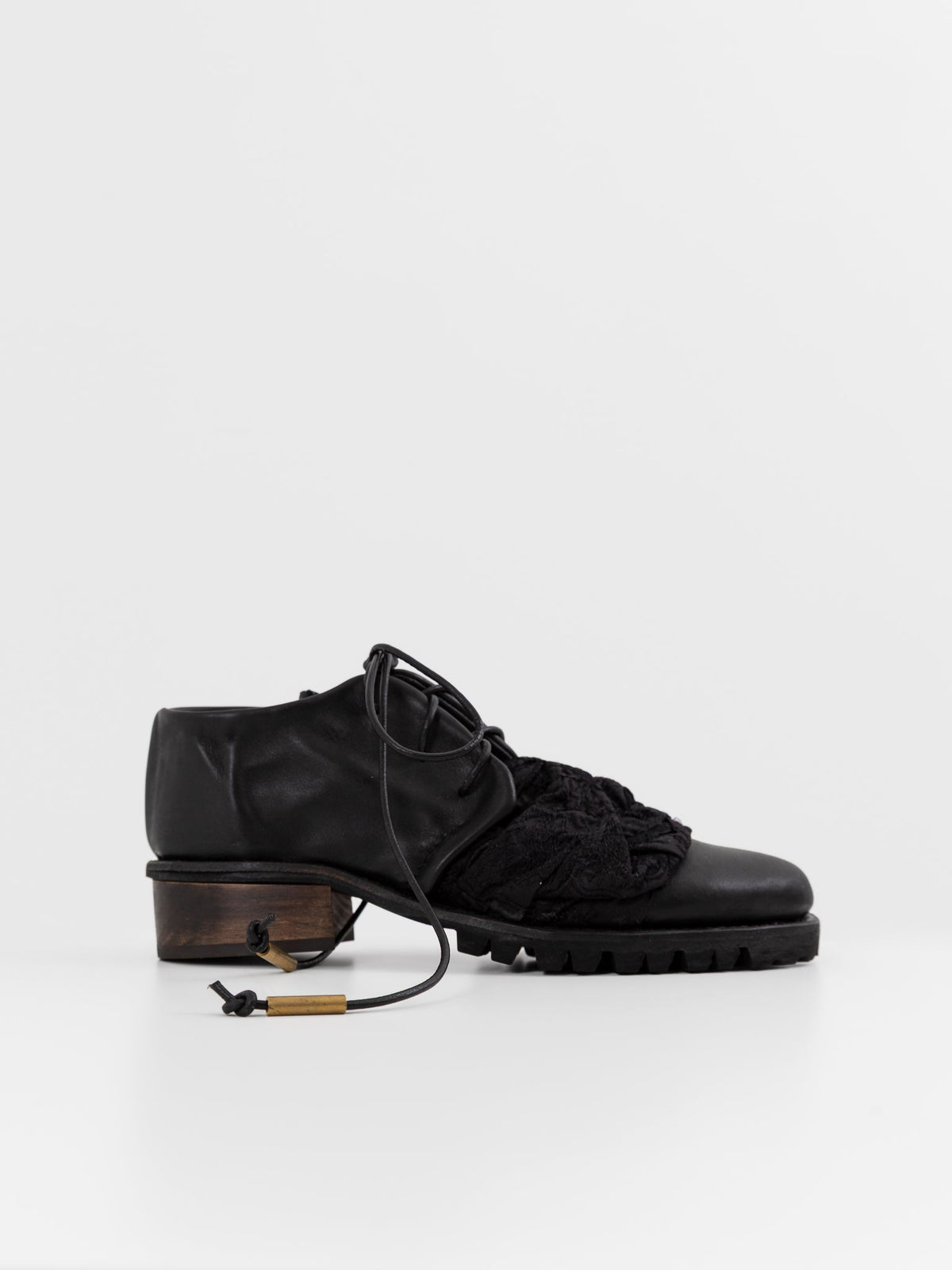 Atelier Inscrire Hecate Shoe in Black - ATELIER INSCRIRE at Worthwhile - shop SHOES