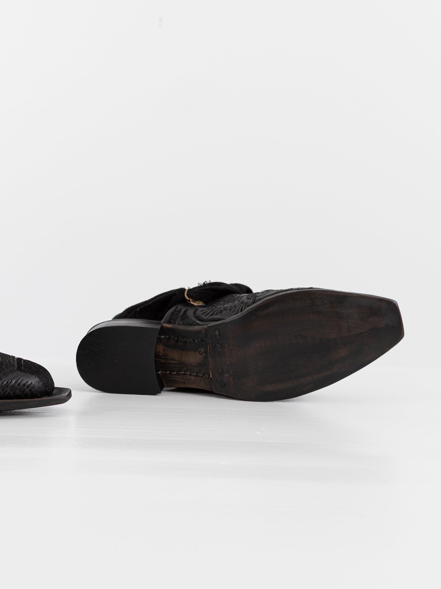Atelier Inscrire Venancia Shoe in Black - ATELIER INSCRIRE at Worthwhile - shop SHOES