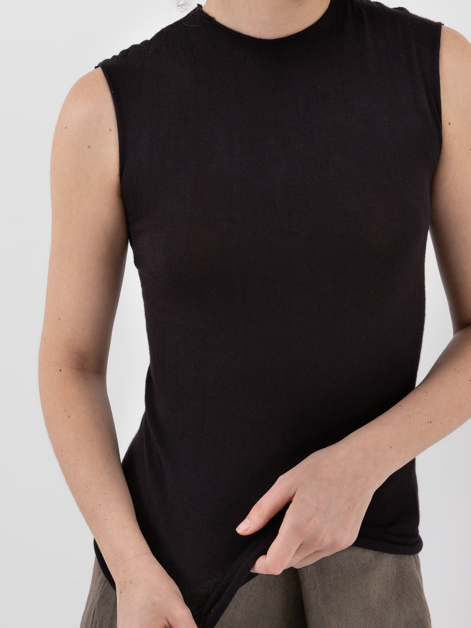 Atelier Suppan Sleeveless Tee 56 in Hand Dye - ATELIER SUPPAN at Worthwhile - shop TOP