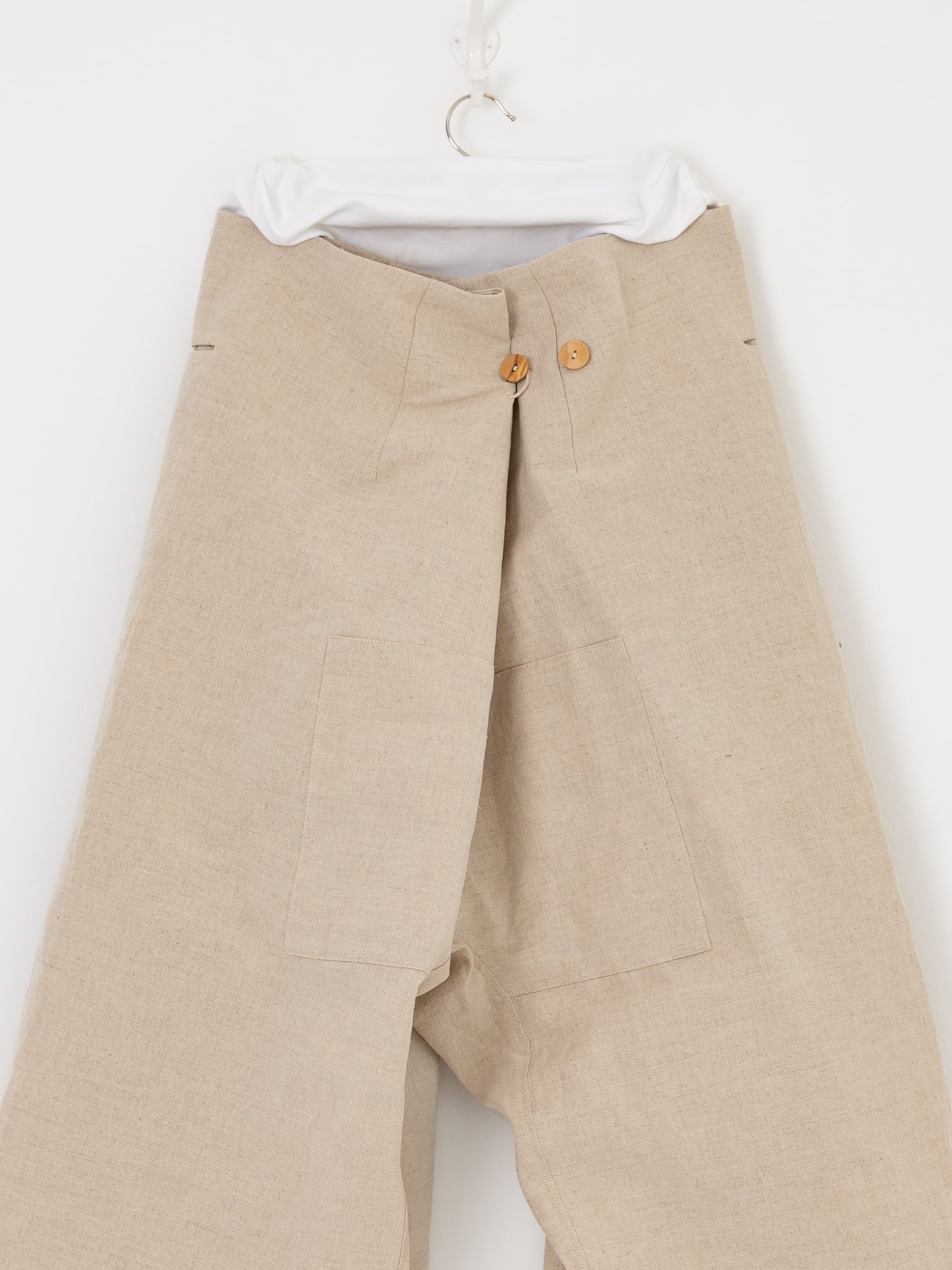 Atelier Suppan Toile Short Pants 42 in Off White - ATELIER SUPPAN at Worthwhile - shop PANT