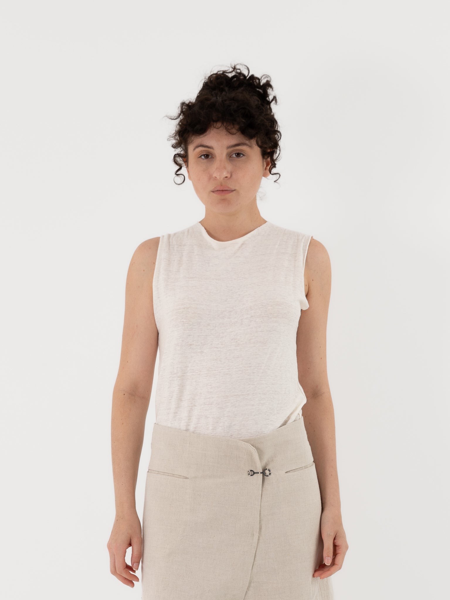 Atelier Suppan Linen Tank 65 in White - ATELIER SUPPAN at Worthwhile - shop TOP
