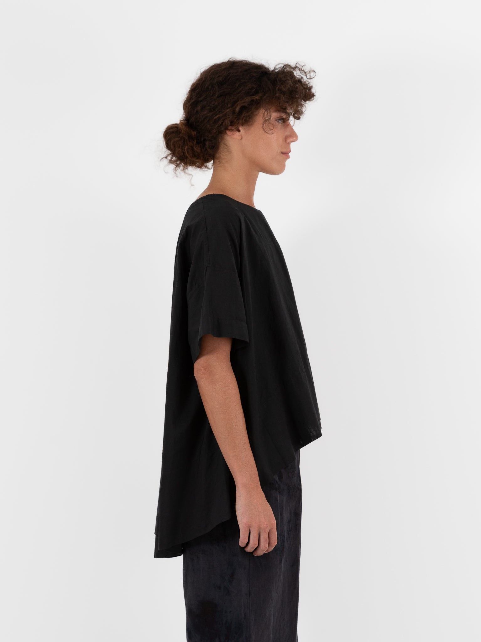 Atelier Suppan Oversize Top 45 in Black - ATELIER SUPPAN at Worthwhile - shop TOP