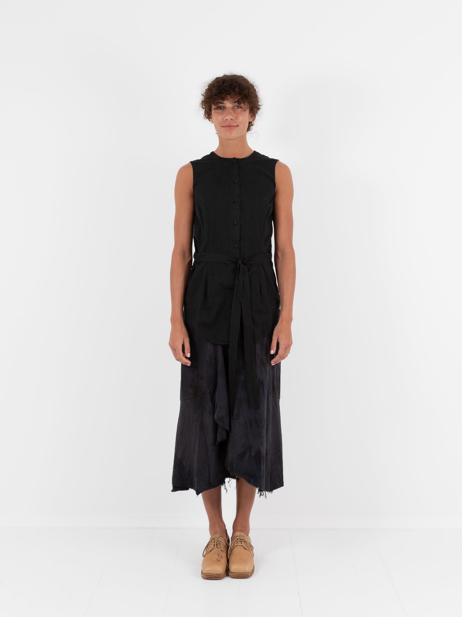 Atelier Suppan Sleeveless Button Top 42 in Dark - ATELIER SUPPAN at Worthwhile - shop TOP