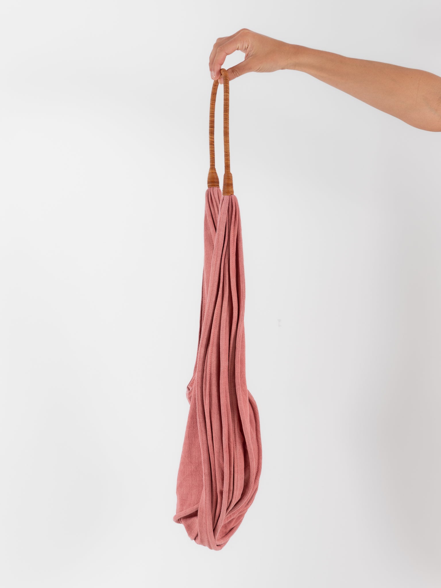 The Backward Vendor Crossbody Jellyfish Bag in Wine - THE BACKWARD VENDOR at Worthwhile - shop BAG