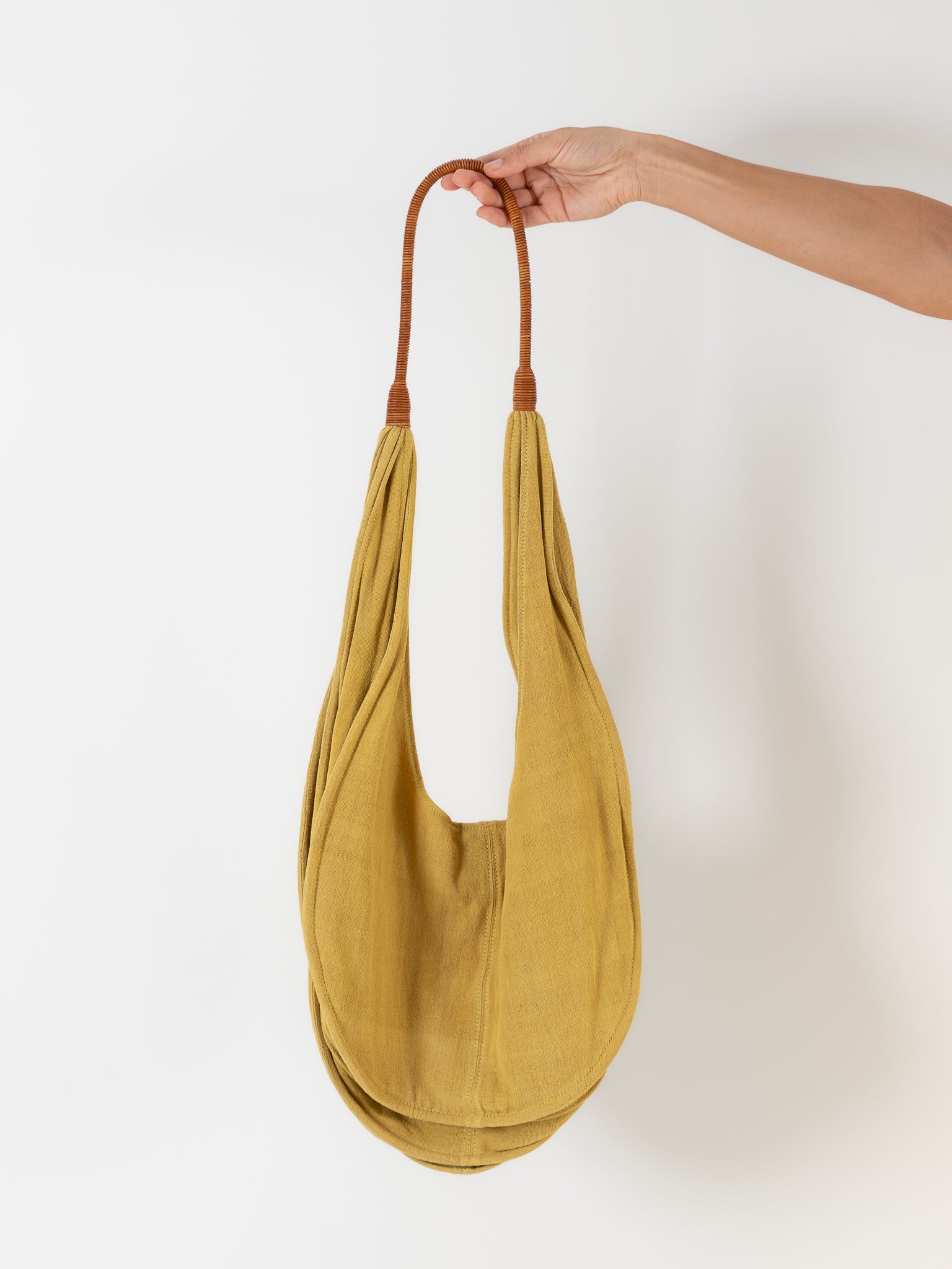 The Backward Vendor Crossbody Jellyfish Bag in Marigold - THE BACKWARD VENDOR at Worthwhile - shop BAG