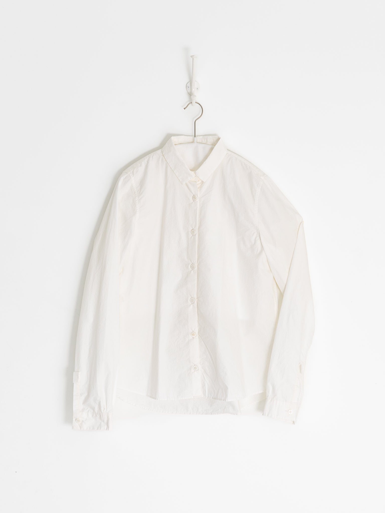Bergfabel Tyrol Shirt in White - BERGFABEL at Worthwhile - shop TOP