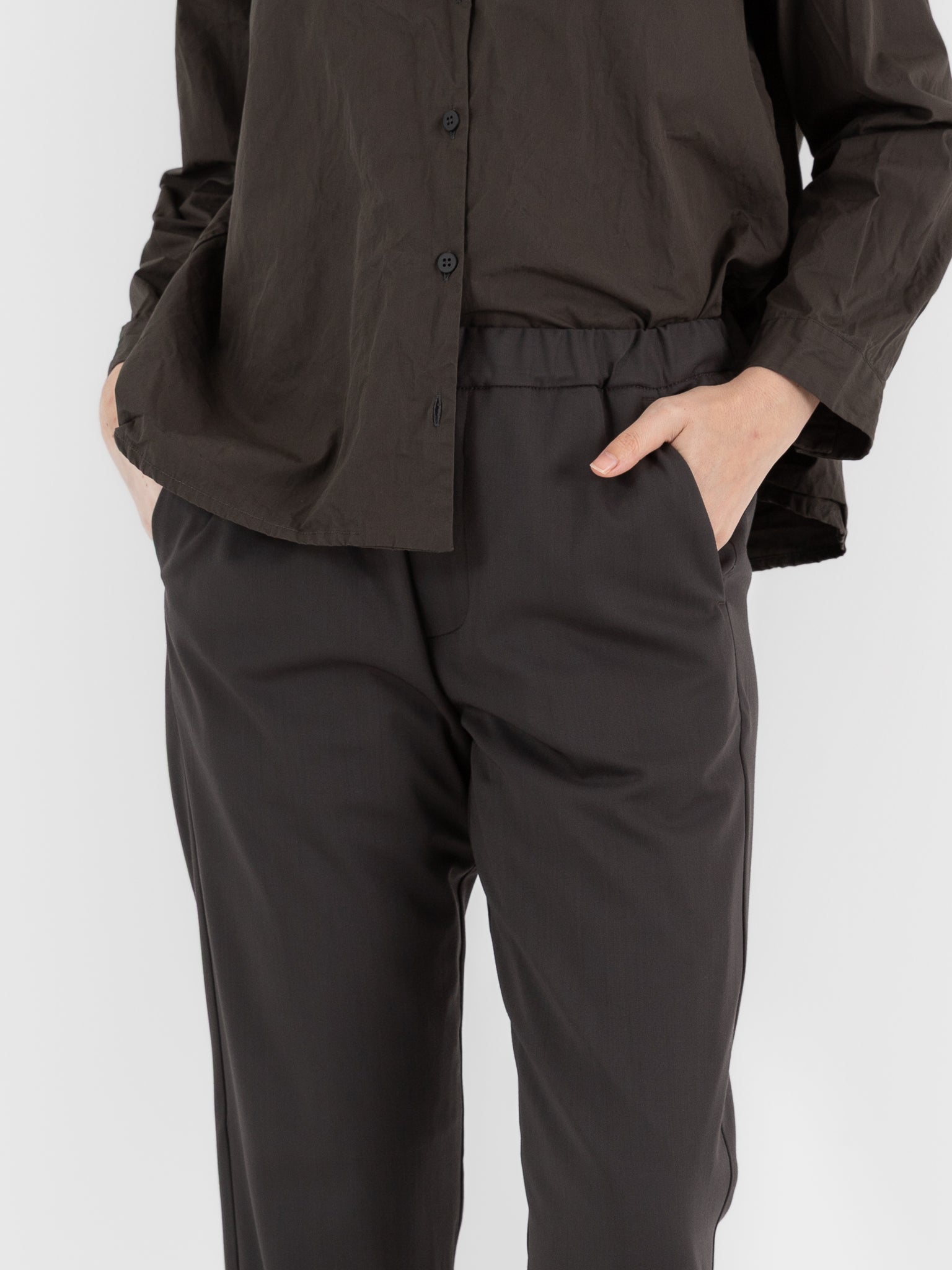Bergfabel Easy Pants in Clay - BERGFABEL at Worthwhile - shop TOP