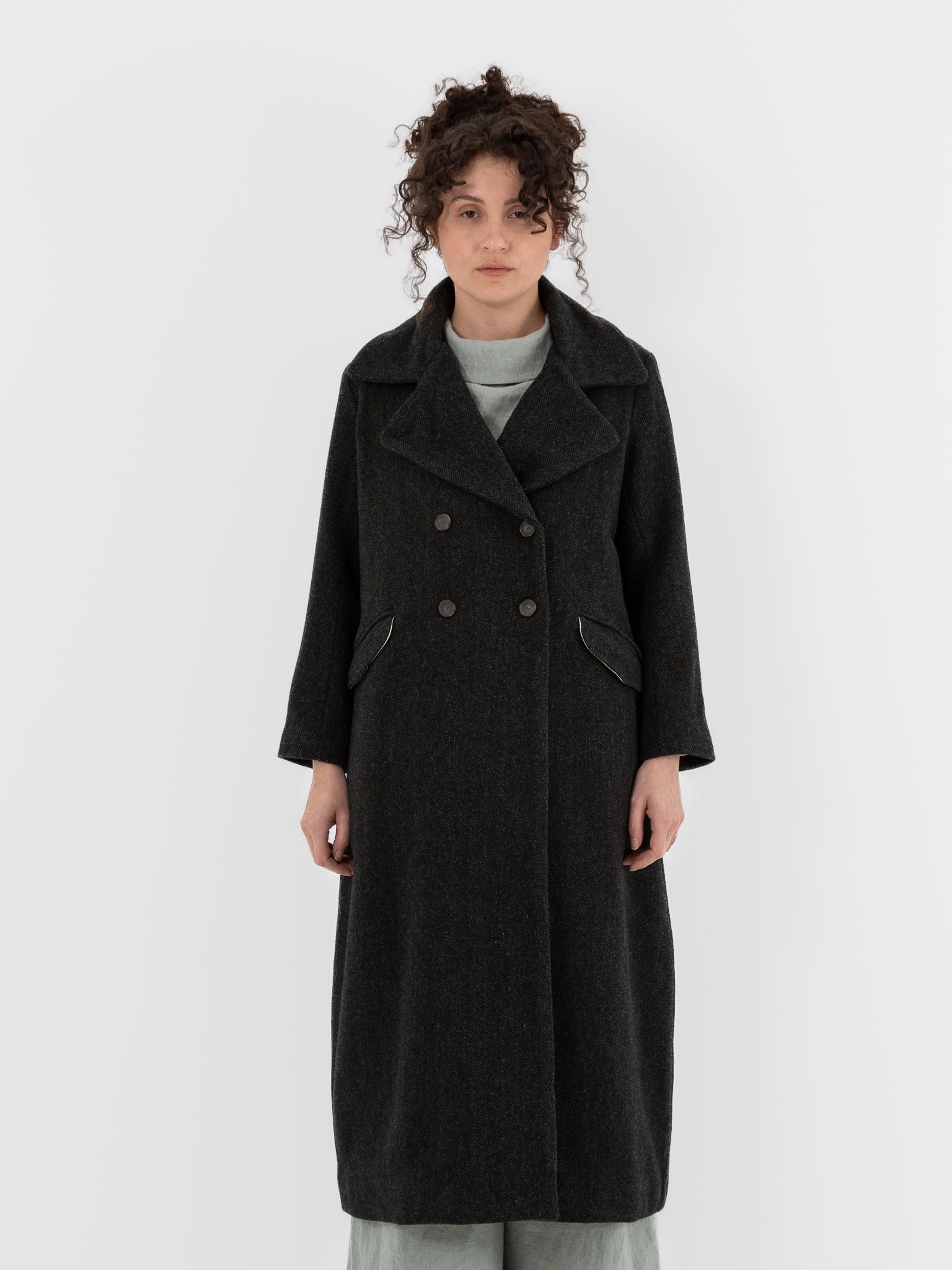 Der Antagonist Coat 58 in Dark Forest - DER ANTAGONIST at Worthwhile - shop COAT