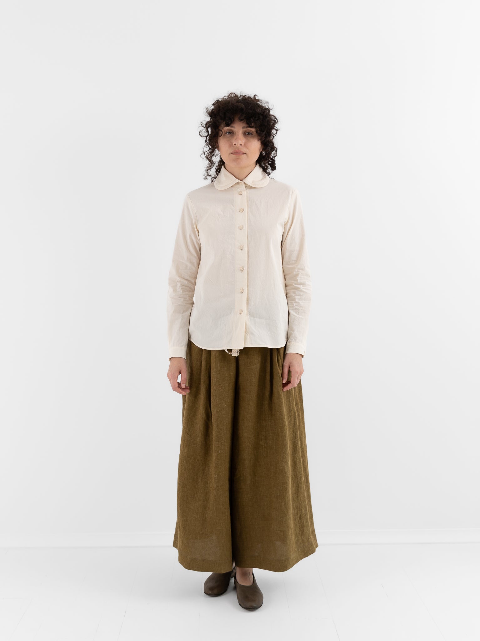 Der Antagonist Shirt in Natural - DER ANTAGONIST at Worthwhile - shop TOP