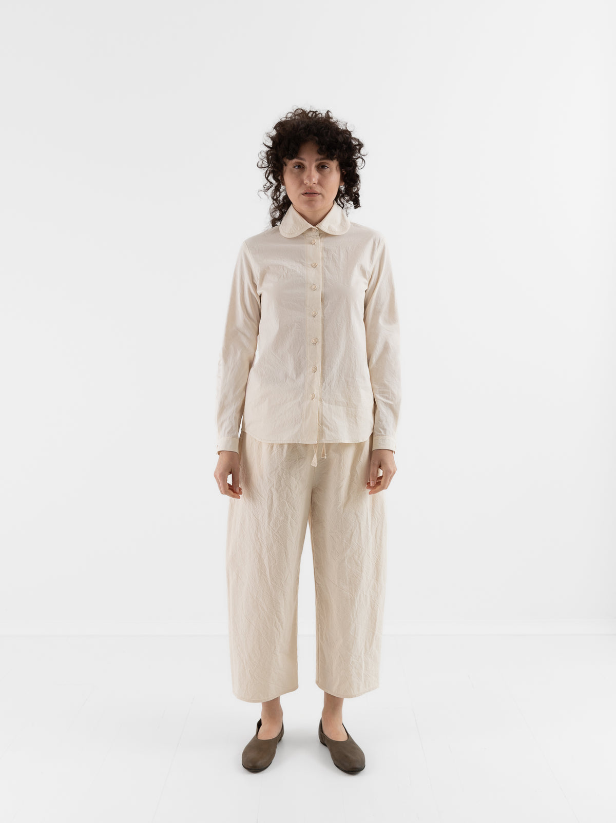 Der Antagonist Pants in Natural - DER ANTAGONIST at Worthwhile - shop PANT