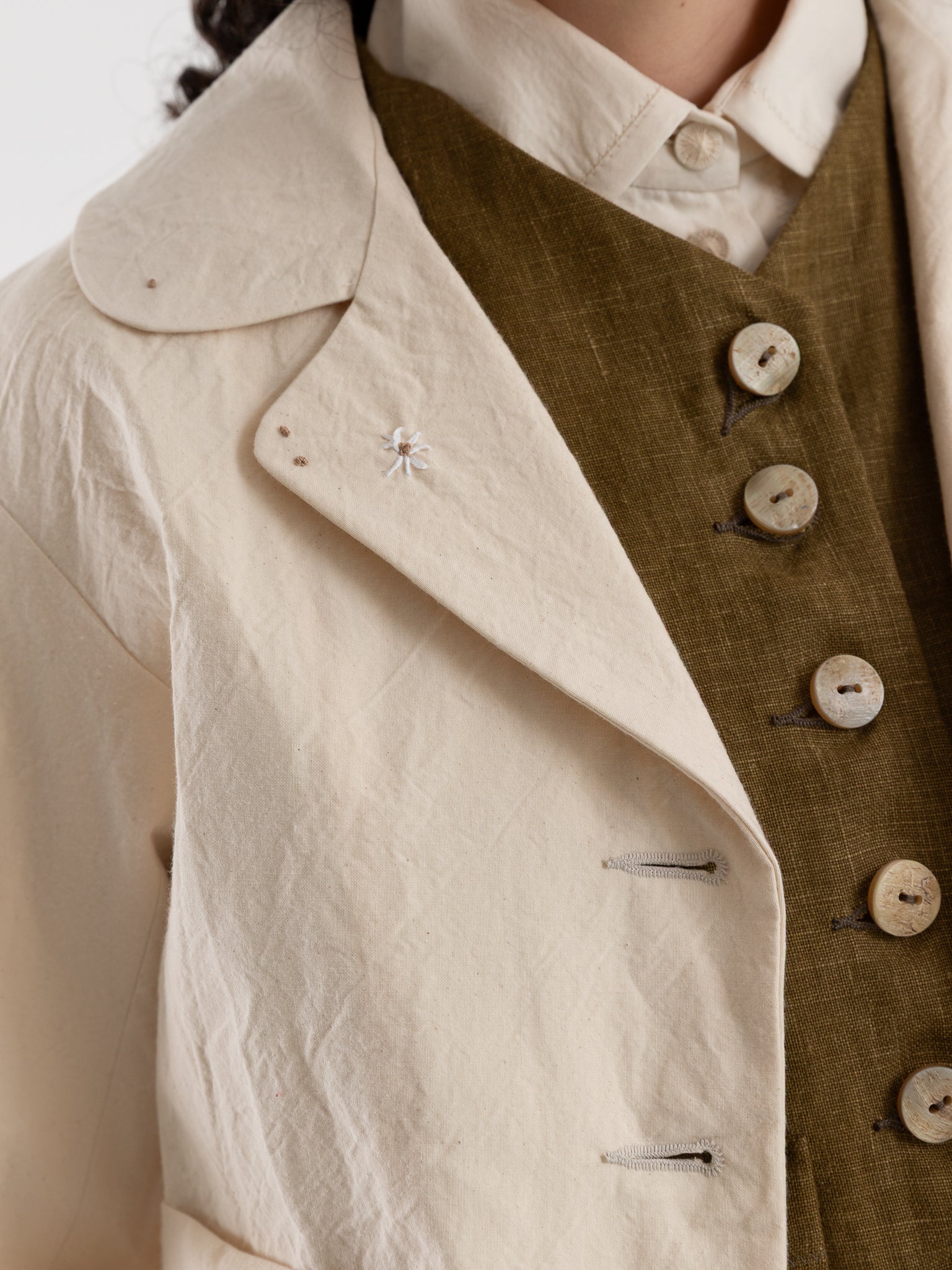 Der Antagonist Jacket in Natural - DER ANTAGONIST at Worthwhile - shop JACKET