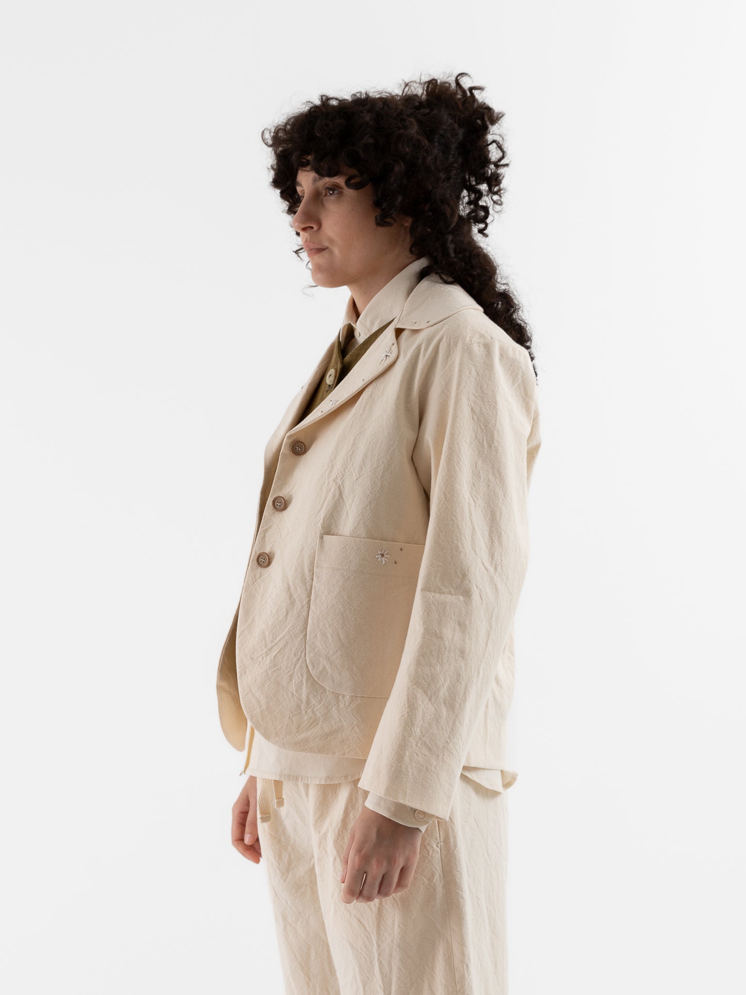 Der Antagonist Jacket in Natural - DER ANTAGONIST at Worthwhile - shop JACKET