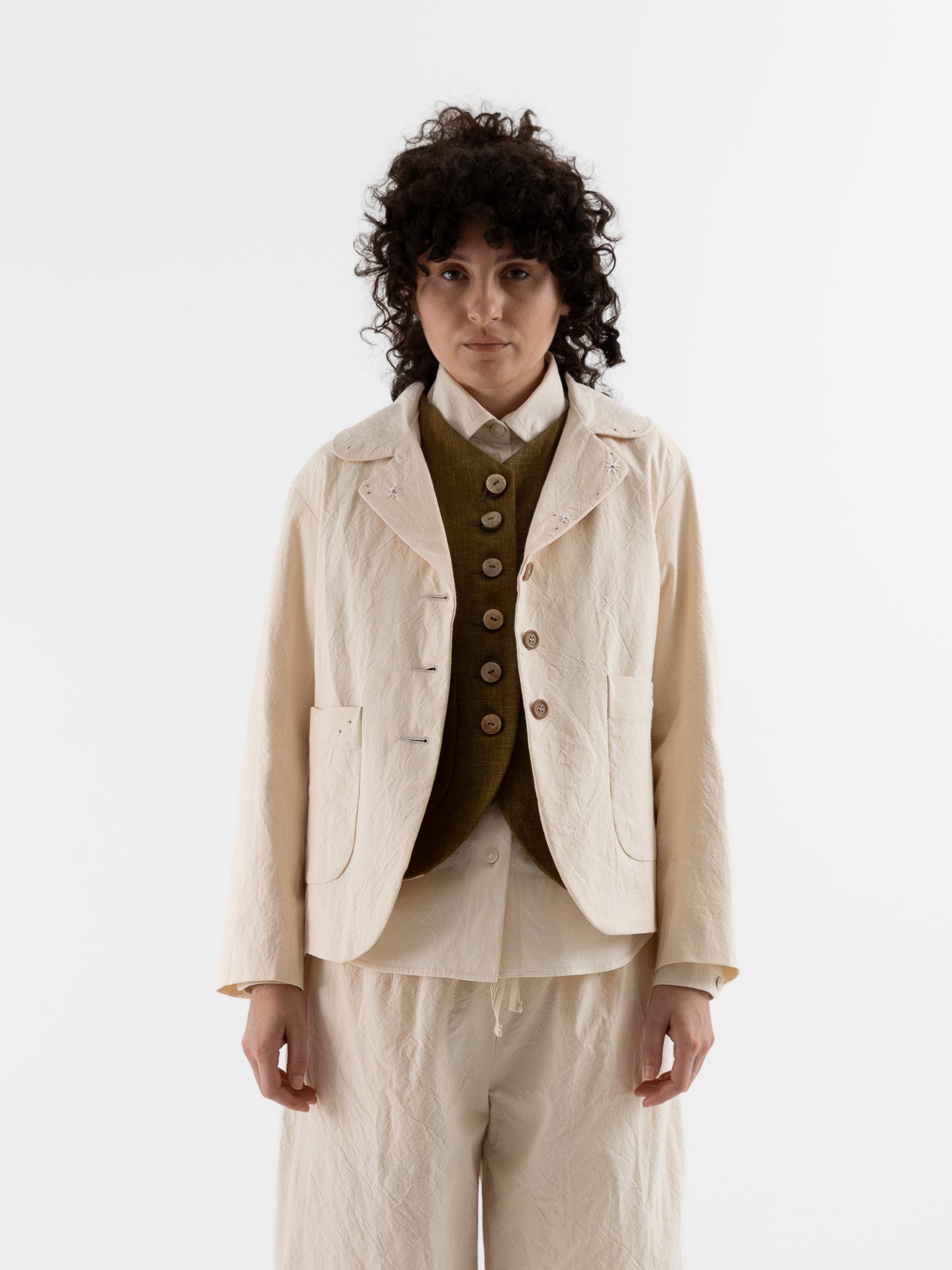 Der Antagonist Jacket in Natural - DER ANTAGONIST at Worthwhile - shop JACKET