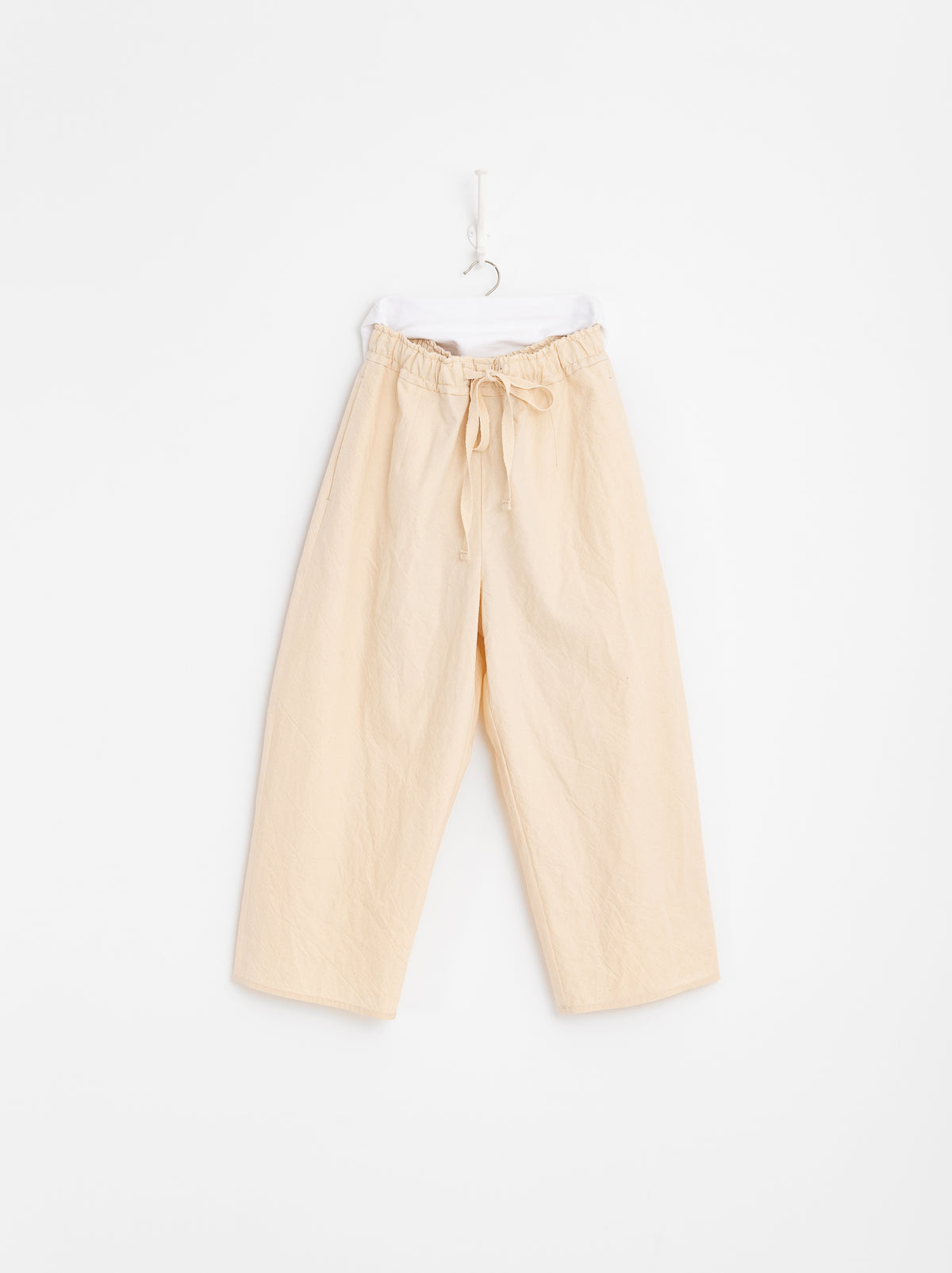 Der Antagonist Pants in Natural - DER ANTAGONIST at Worthwhile - shop PANT
