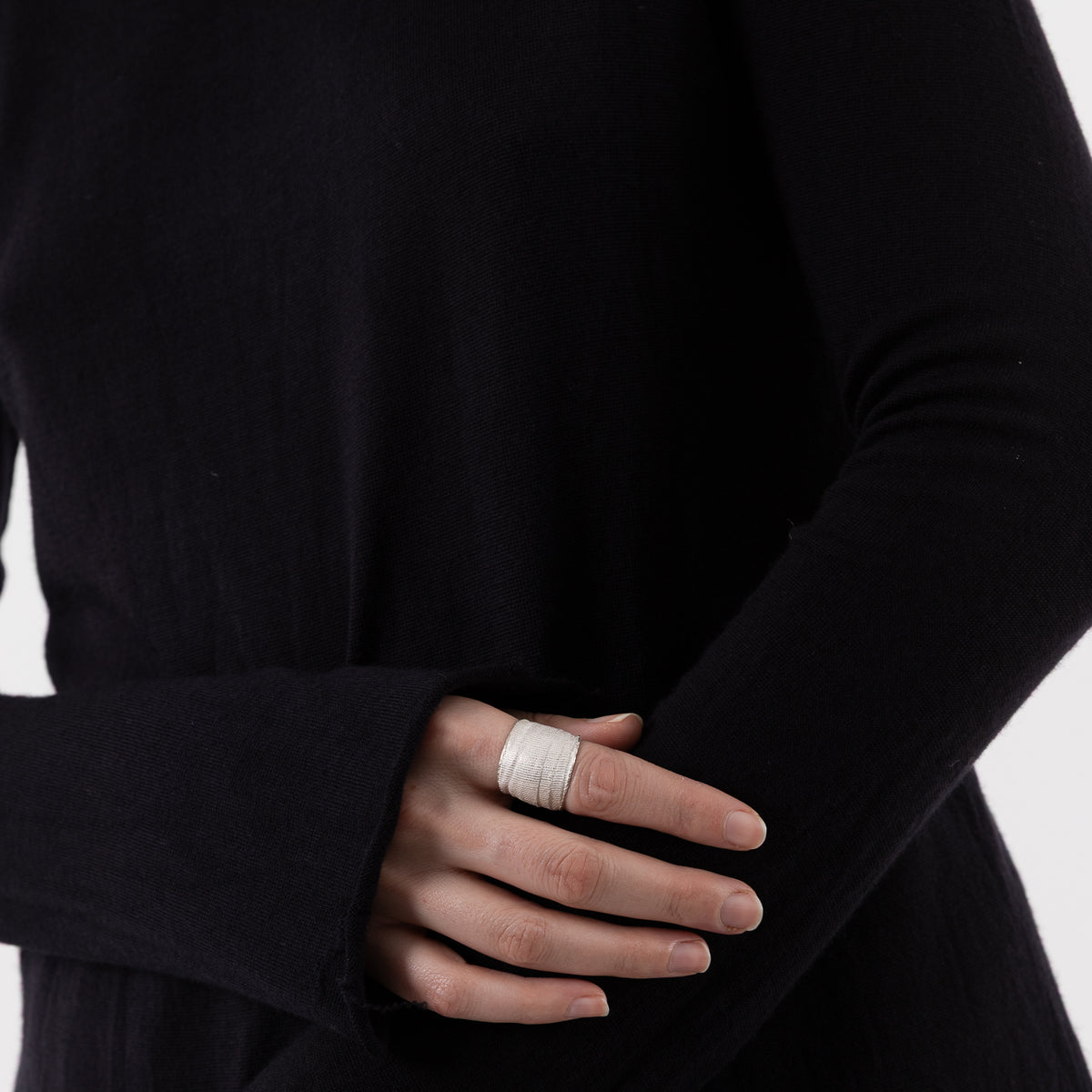 Detaj Bandage Ring VTGR01 at Worthwhile