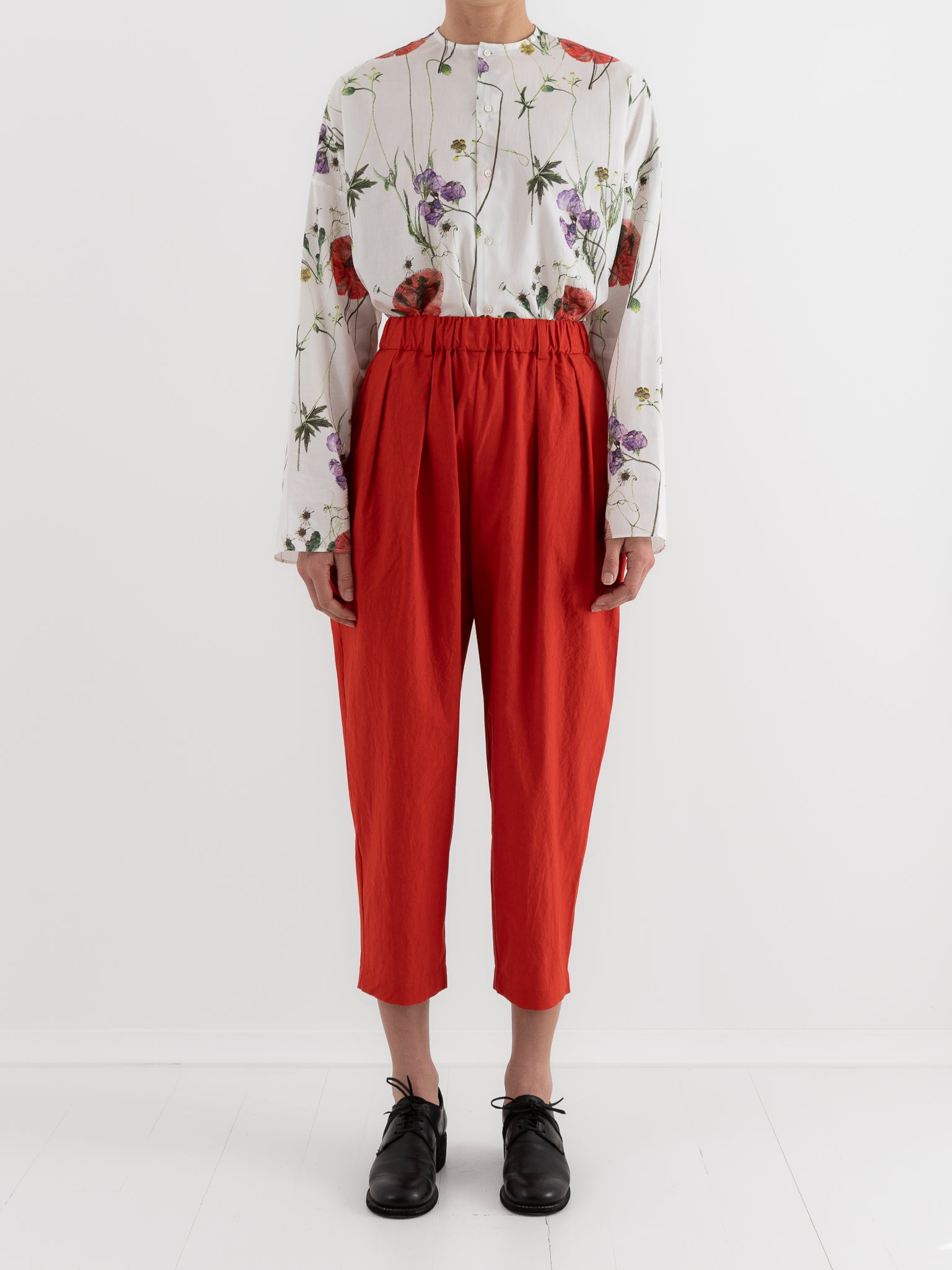 École De Curiosités Pat Pants in Red - ECOLE DE CURIOSITES at Worthwhile - shop PANT