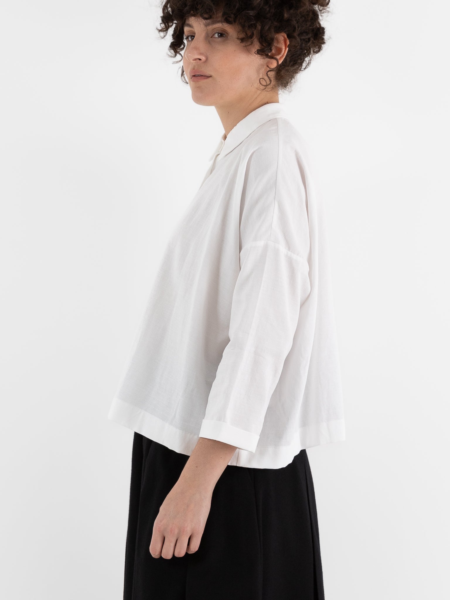 École De Curiosités Brigitte Shirt in Off White - ECOLE DE CURIOSITES at Worthwhile - shop TOP