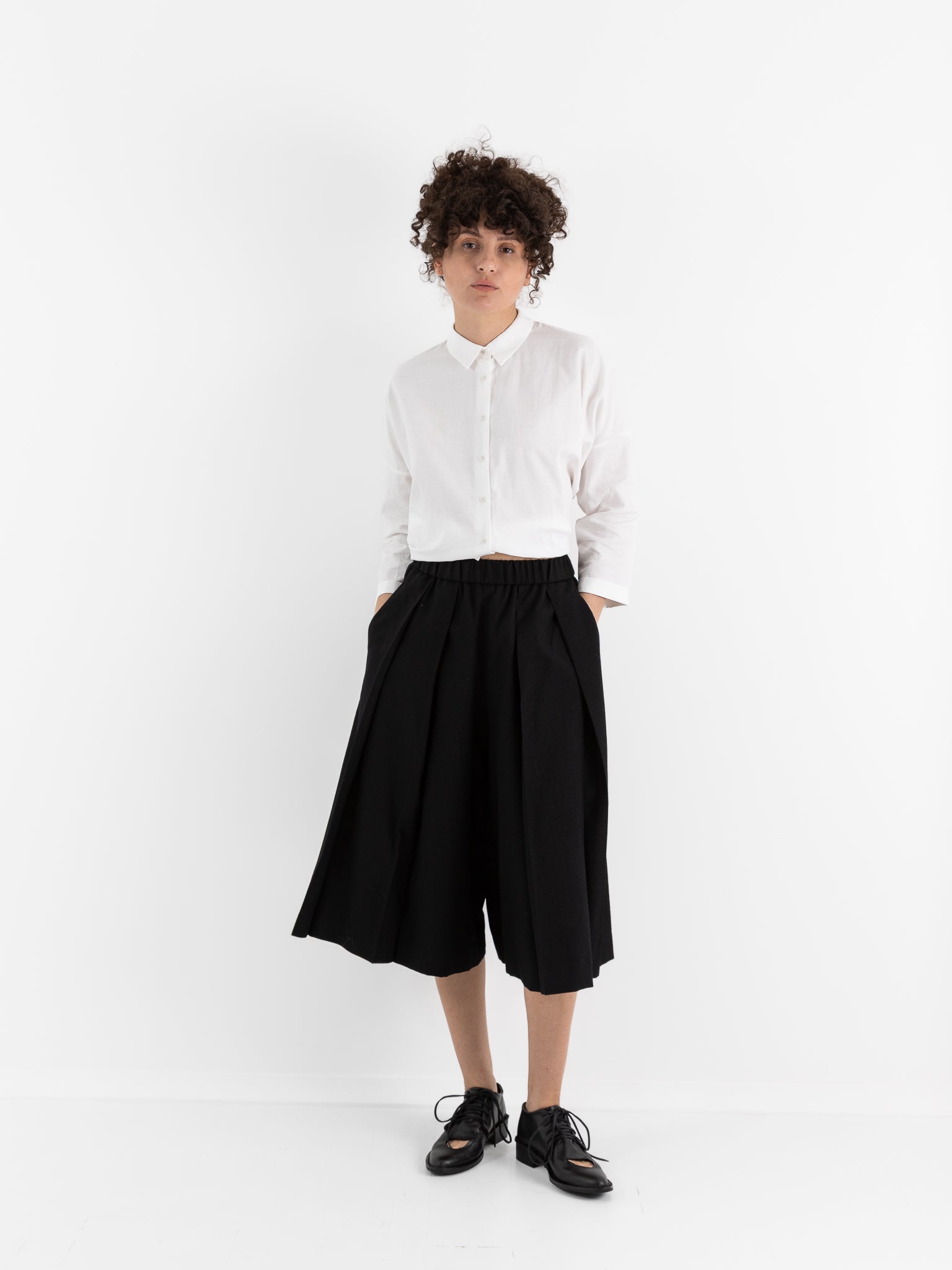 École De Curiosités Polly Pant in Black - ECOLE DE CURIOSITES at Worthwhile - shop PANT