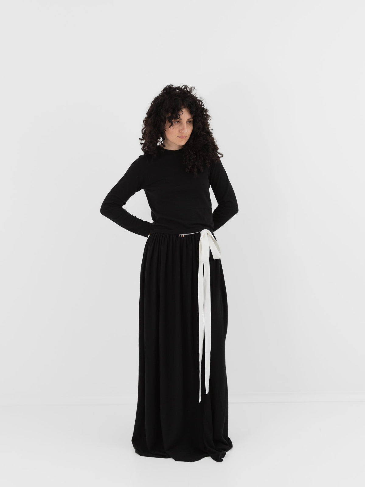 Extreme Cashmere n°451 Lisa Top in Raven - EXTREME CASHMERE at Worthwhile - shop TOP